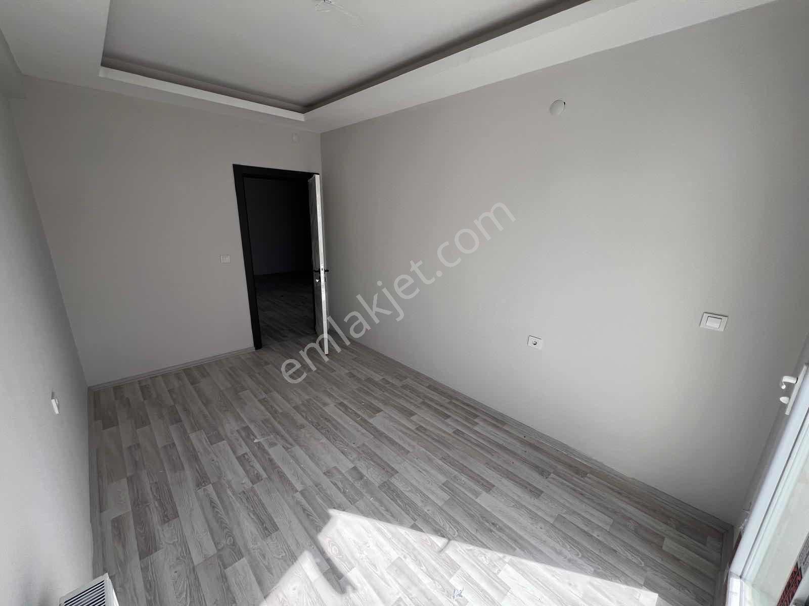 Murat Emlak'tan Devlet Hastanesi Karşısı 2+1 Dairemiz Satılıktır — fotoğraf 17