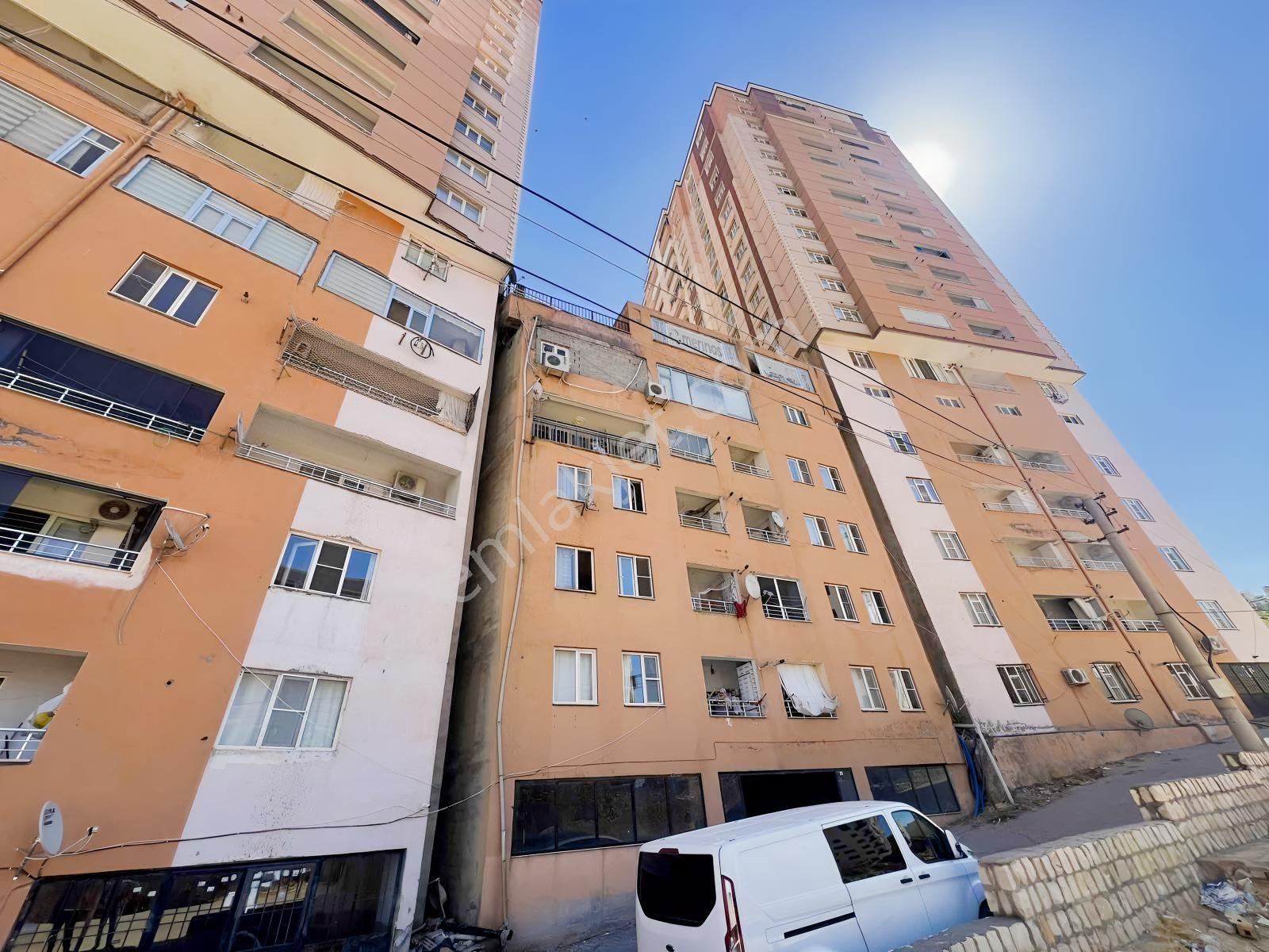 Murat Emlak'tan Ravza Konaklarında 4+1 Fırsat Dairemiz Satılık — fotoğraf 3