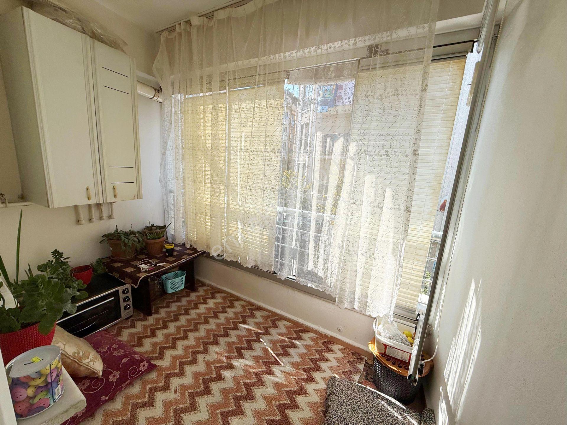 Fatih Emlak Tan 2 Kat 2+1 Krediye Uygun Merkez Cami Yakını — fotoğraf 11