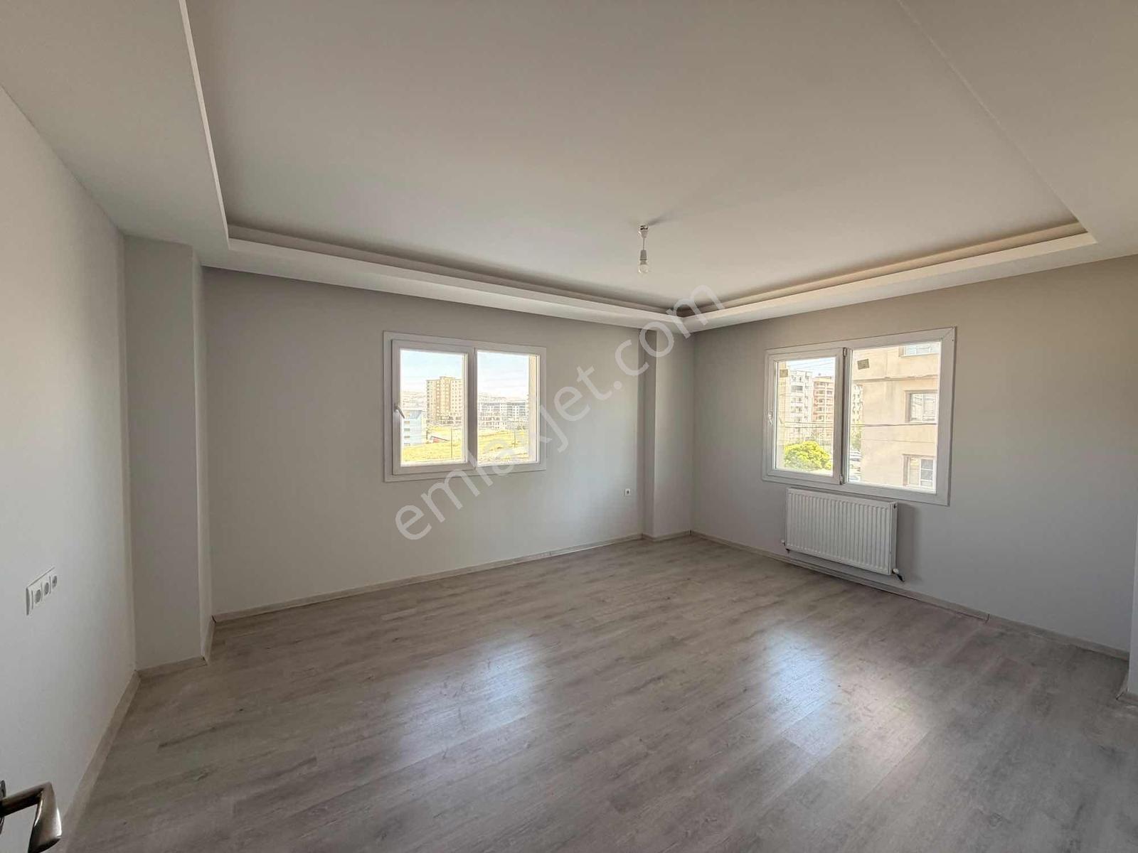 Murat Emlaktan Kat Mülkiyetli 3+1 Siteler Bölgesinde — fotoğraf 32