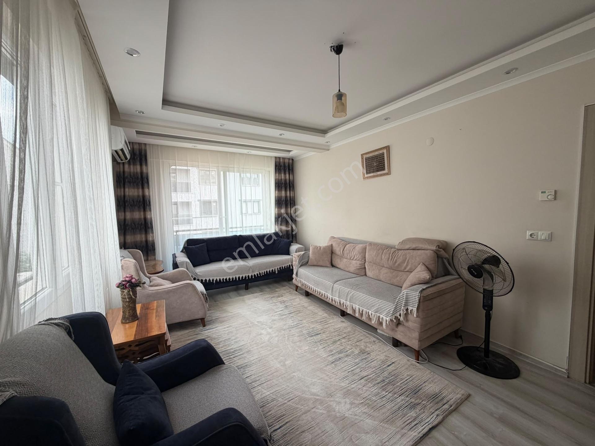 Özgün ‘gm’den Muradiye Cumhuriyet Caddesinde Satılık 2*1kapalı Mutfak Daire — fotoğraf 8
