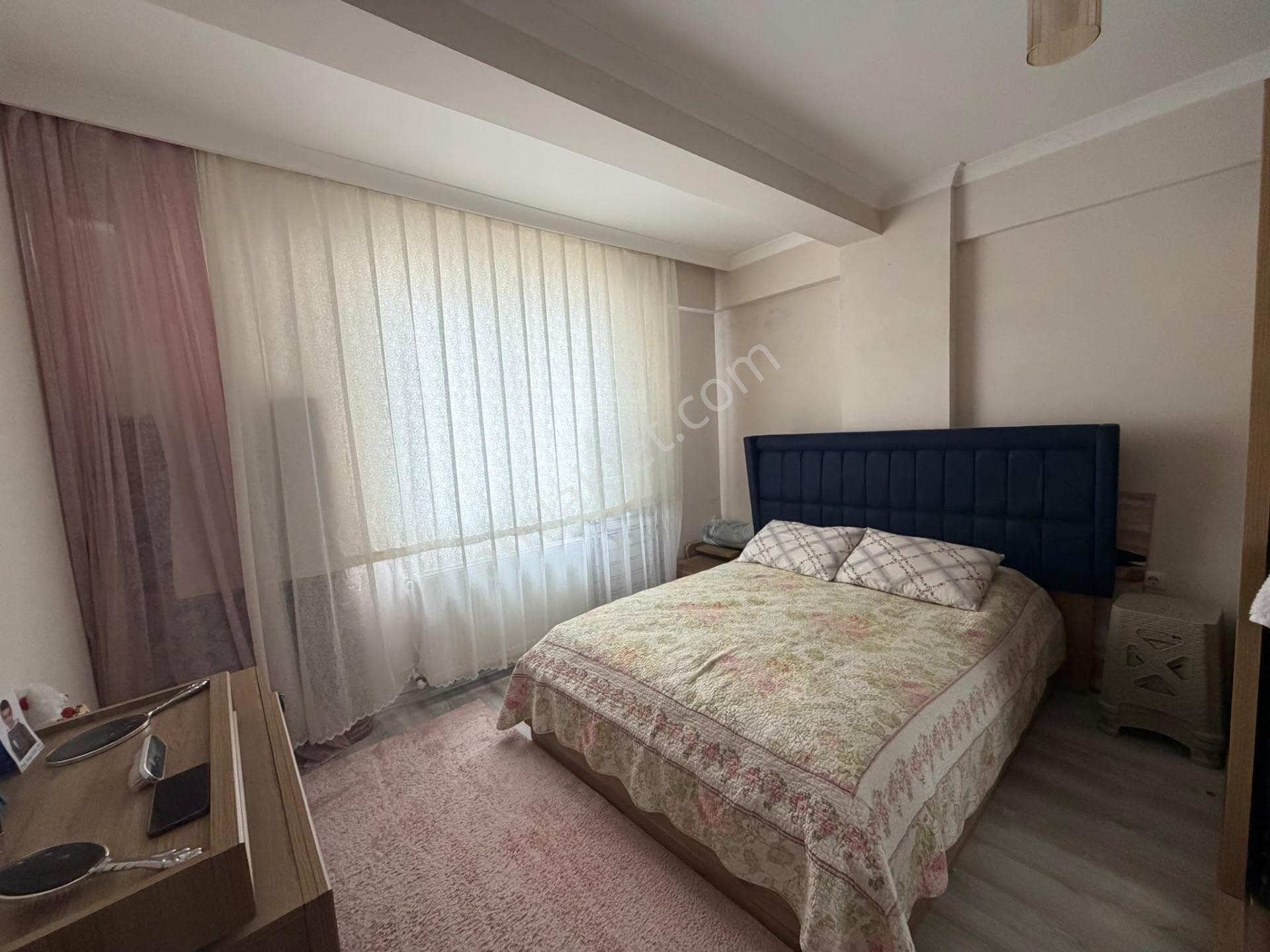 Özgün ‘gm’den Muradiye Cumhuriyet Caddesinde Satılık 2*1kapalı Mutfak Daire — fotoğraf 25