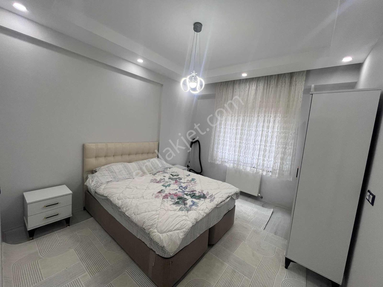 Murat Emlaktan Hastane Karşısı 2+1 Eşyalı Daire Satılık — fotoğraf 11