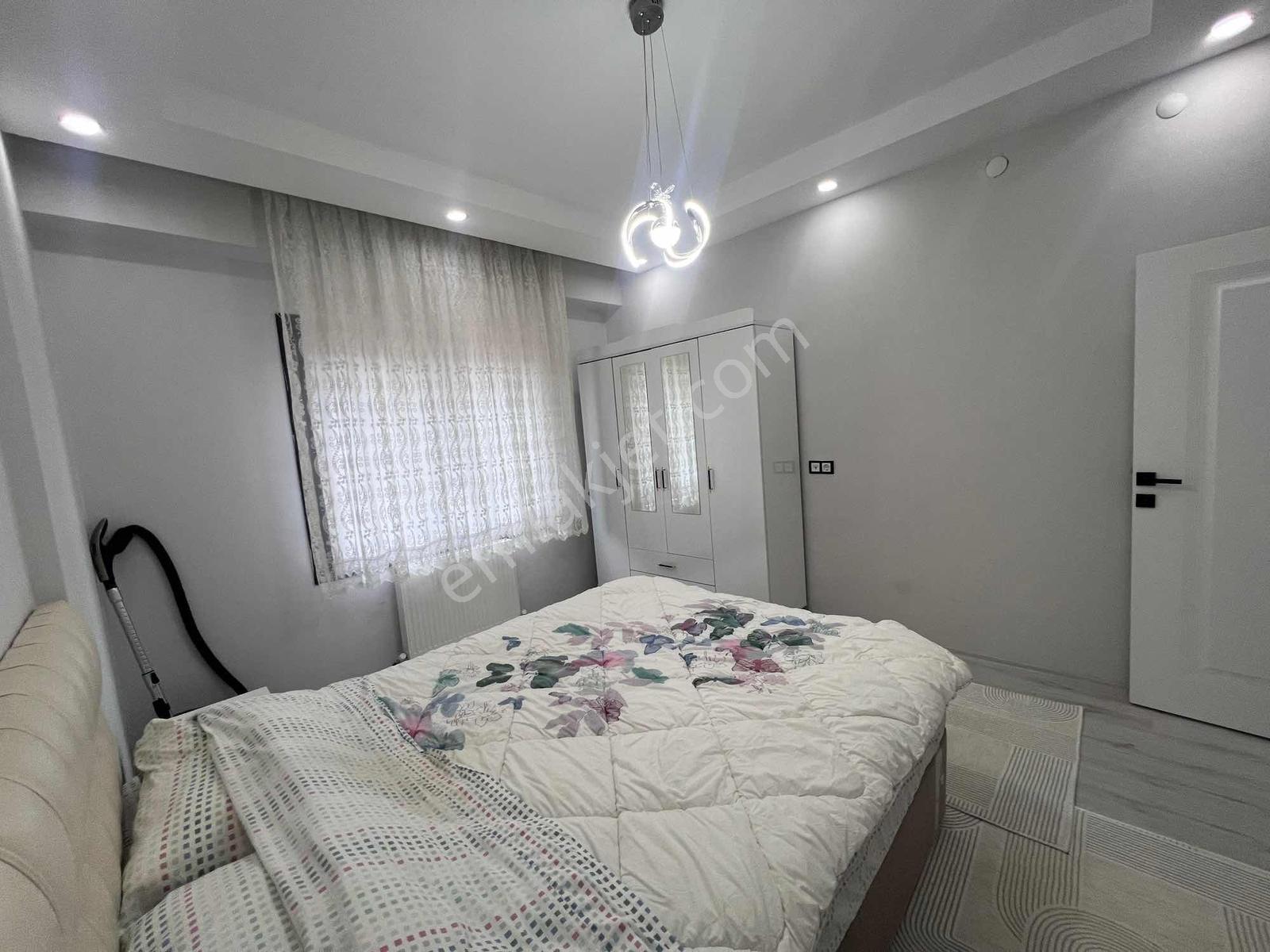 Murat Emlaktan Hastane Karşısı 2+1 Eşyalı Daire Satılık — fotoğraf 18