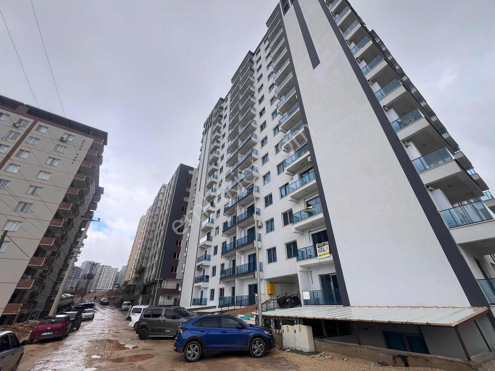 Murat Emlaktan Hastane Karşısı 2+1 Eşyalı Daire Satılık — fotoğraf 28