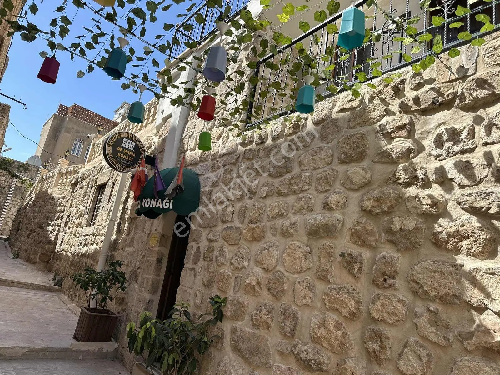 Murat Emlaktan Tarihi Mardinde Otel İşletmesi Yapan Konak