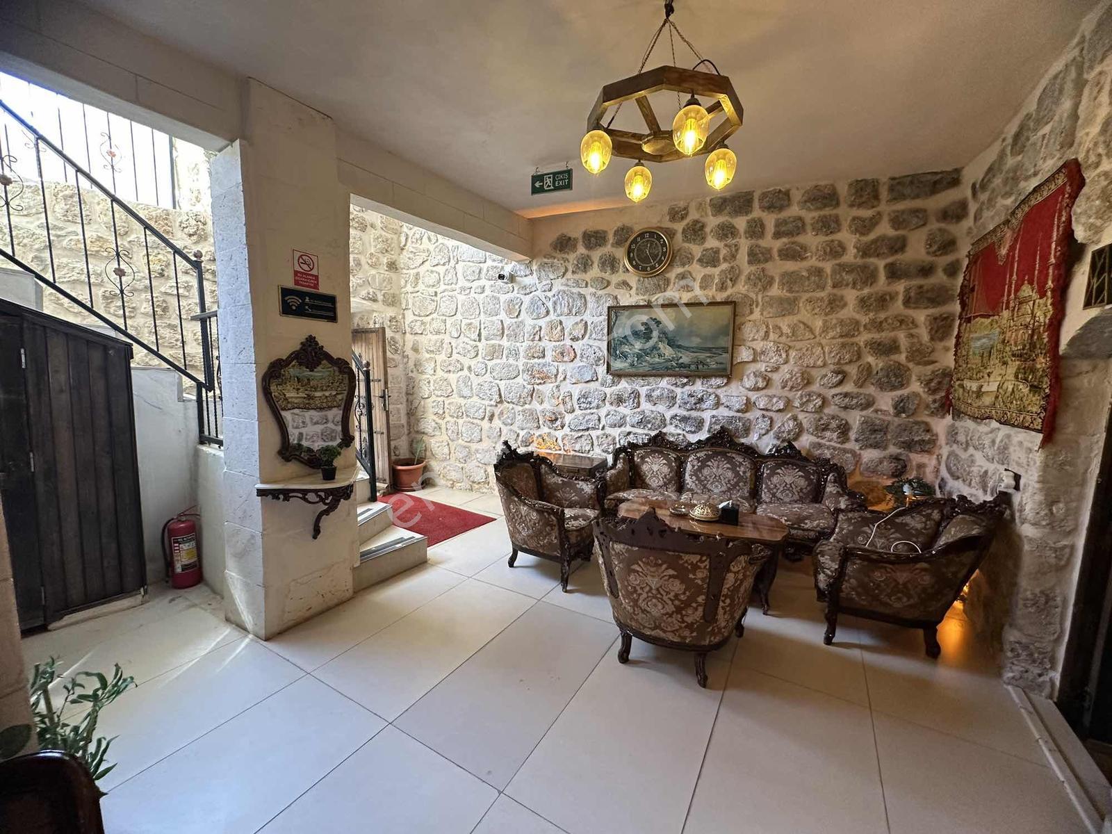 Murat Emlaktan Tarihi Mardinde Otel İşletmesi Yapan Konak — fotoğraf 24