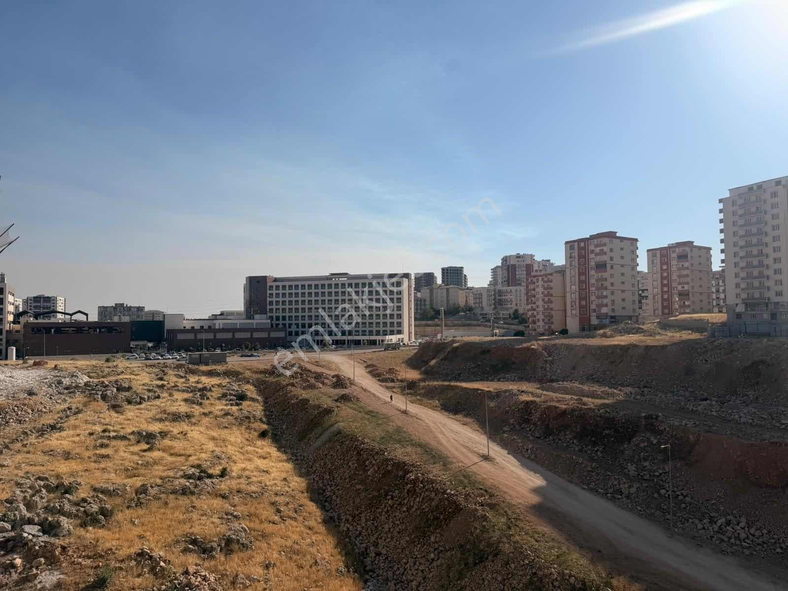 Murat Emlaktan Hastaneyanı Lüks Sıfır 2+1 Dairemiz Satılıktır — fotoğraf 12