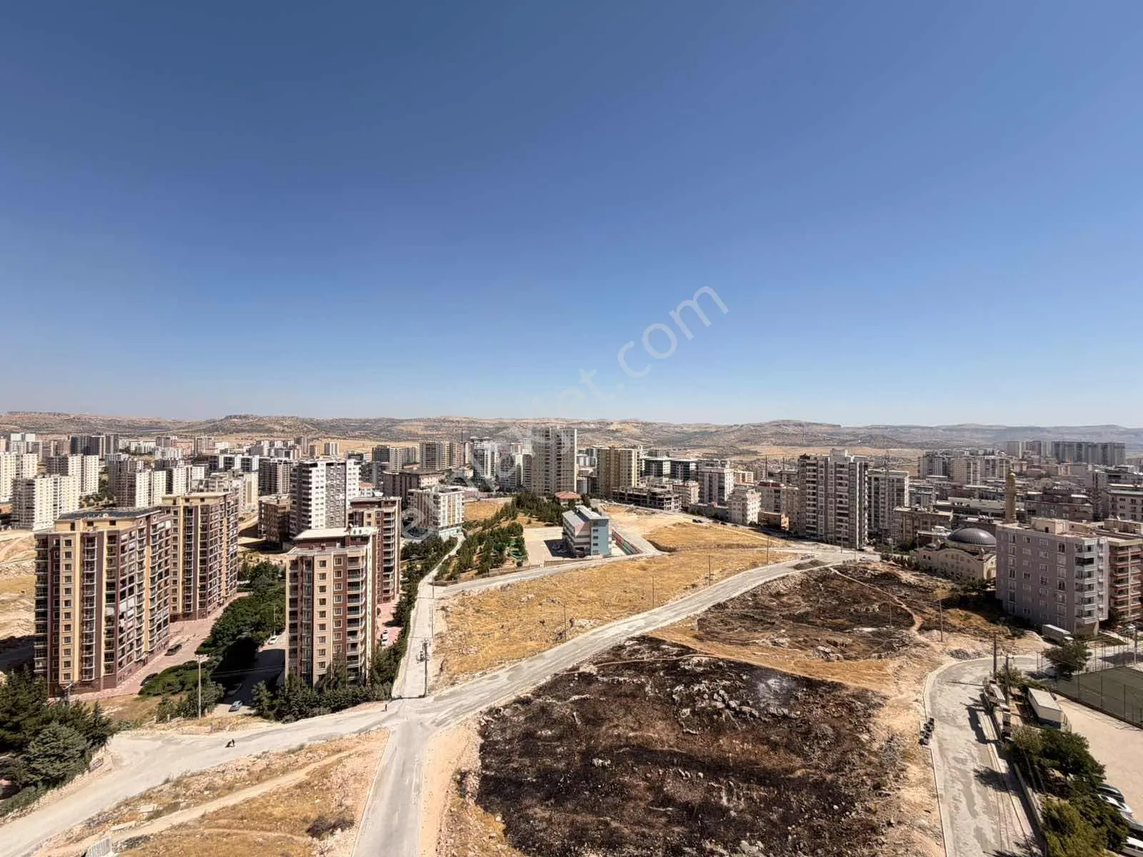 Murat Emlaktan Mardin Şehir Manzaralı 2+1 Dairemiz Satılıktır — fotoğraf 3
