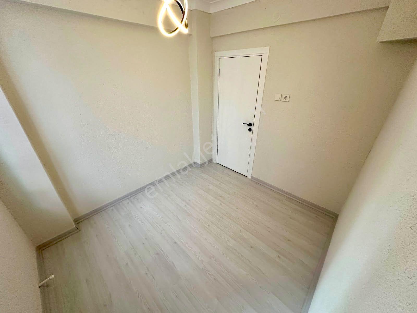 Referans'tan Altınkum'da Denize 200 Metre Ebeveyn Banyolu Bahçeli 2+1 Daire — fotoğraf 9