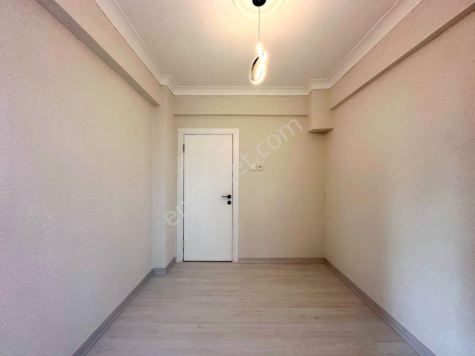 Referans'tan Altınkum'da Denize 200 Metre Ebeveyn Banyolu Bahçeli 2+1 Daire — fotoğraf 10
