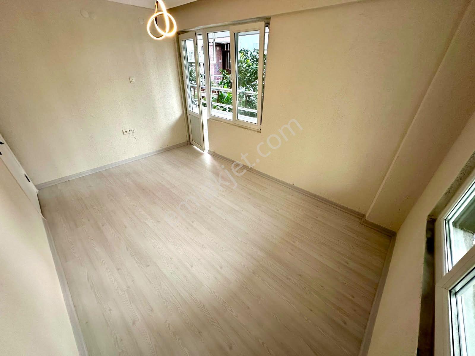 Referans'tan Altınkum'da Denize 200 Metre Ebeveyn Banyolu Bahçeli 2+1 Daire — fotoğraf 26