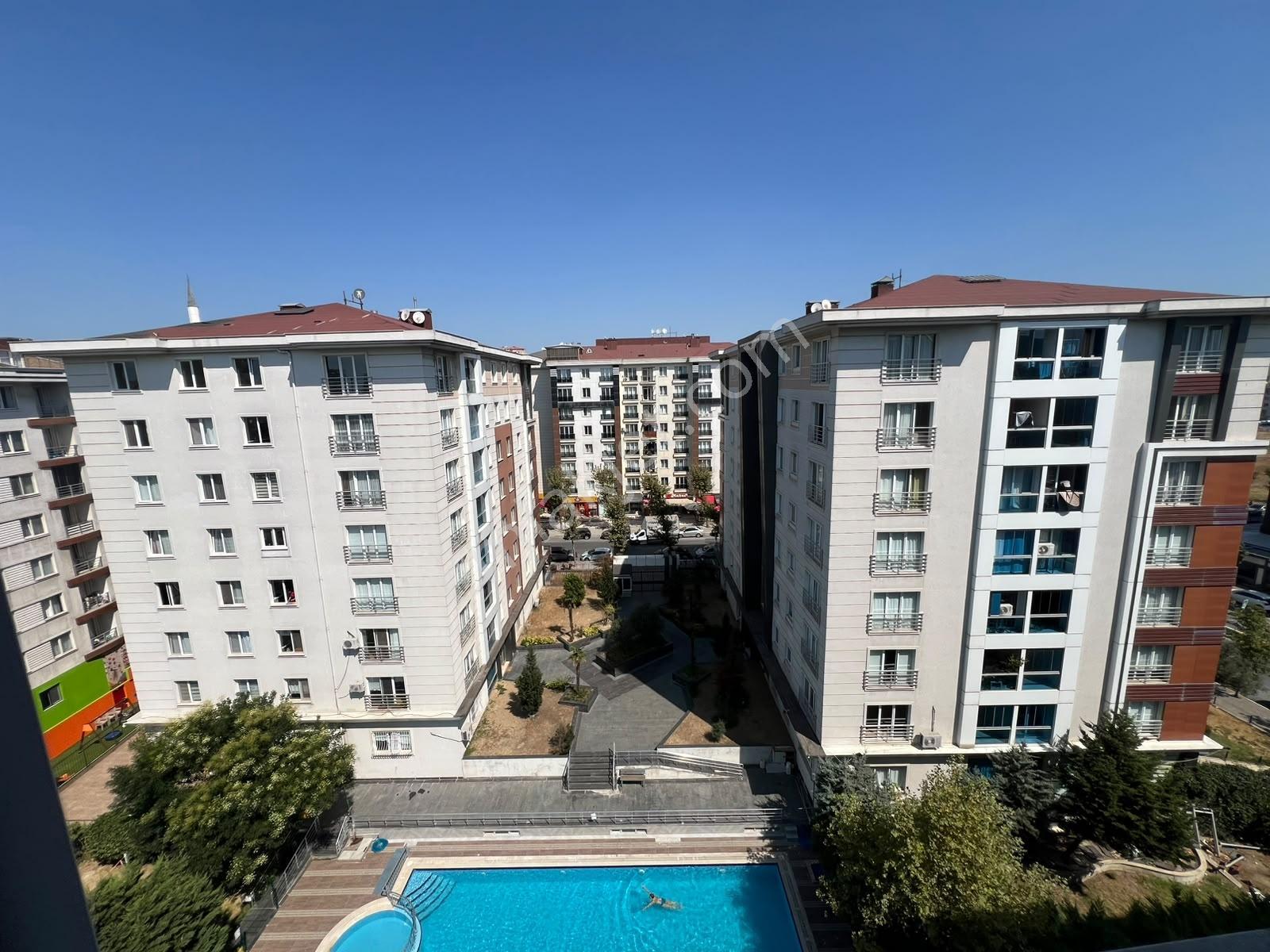Beylikdüzü Adnan Kahveci Kale Özgür Evleri 5+2 Satılık 360M2