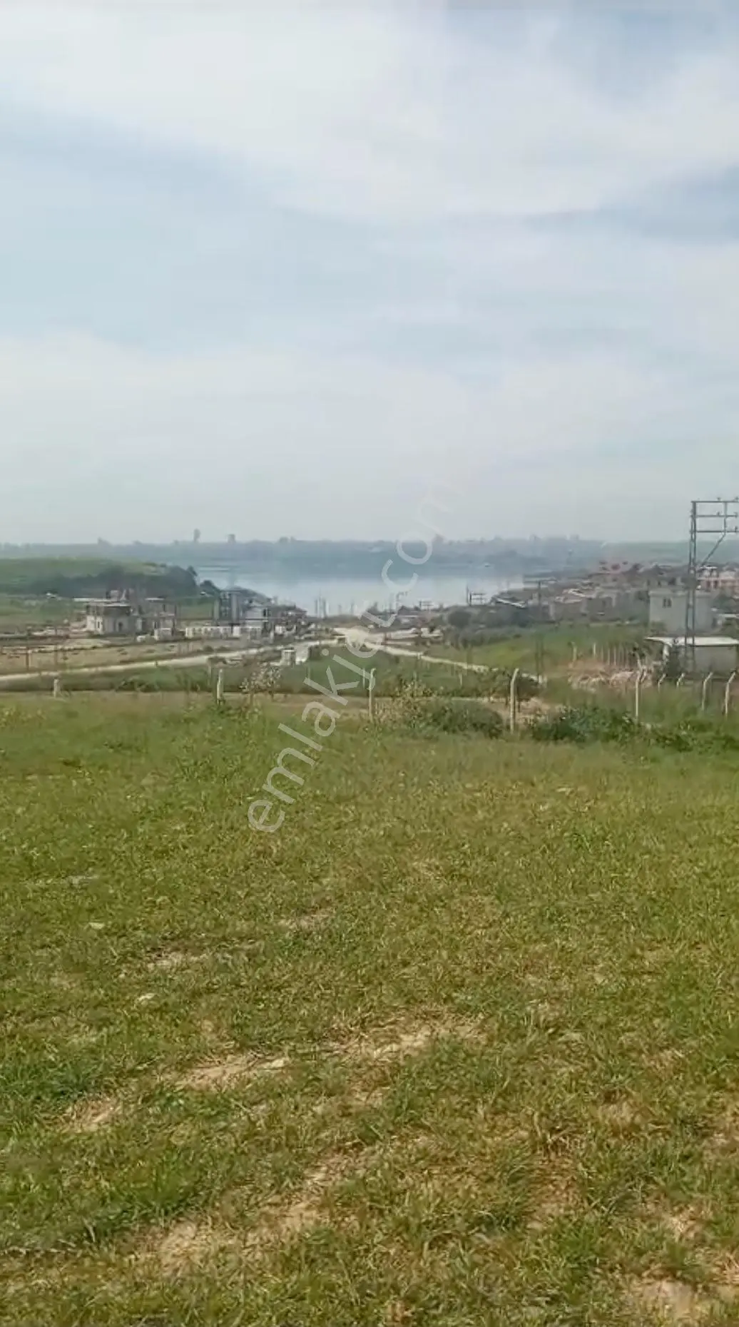 Video Bak Tek Tapu Menekşe Hakim Tepe Göl Manzaralı 2440m2 Villa Arsa M2 14,000t...
