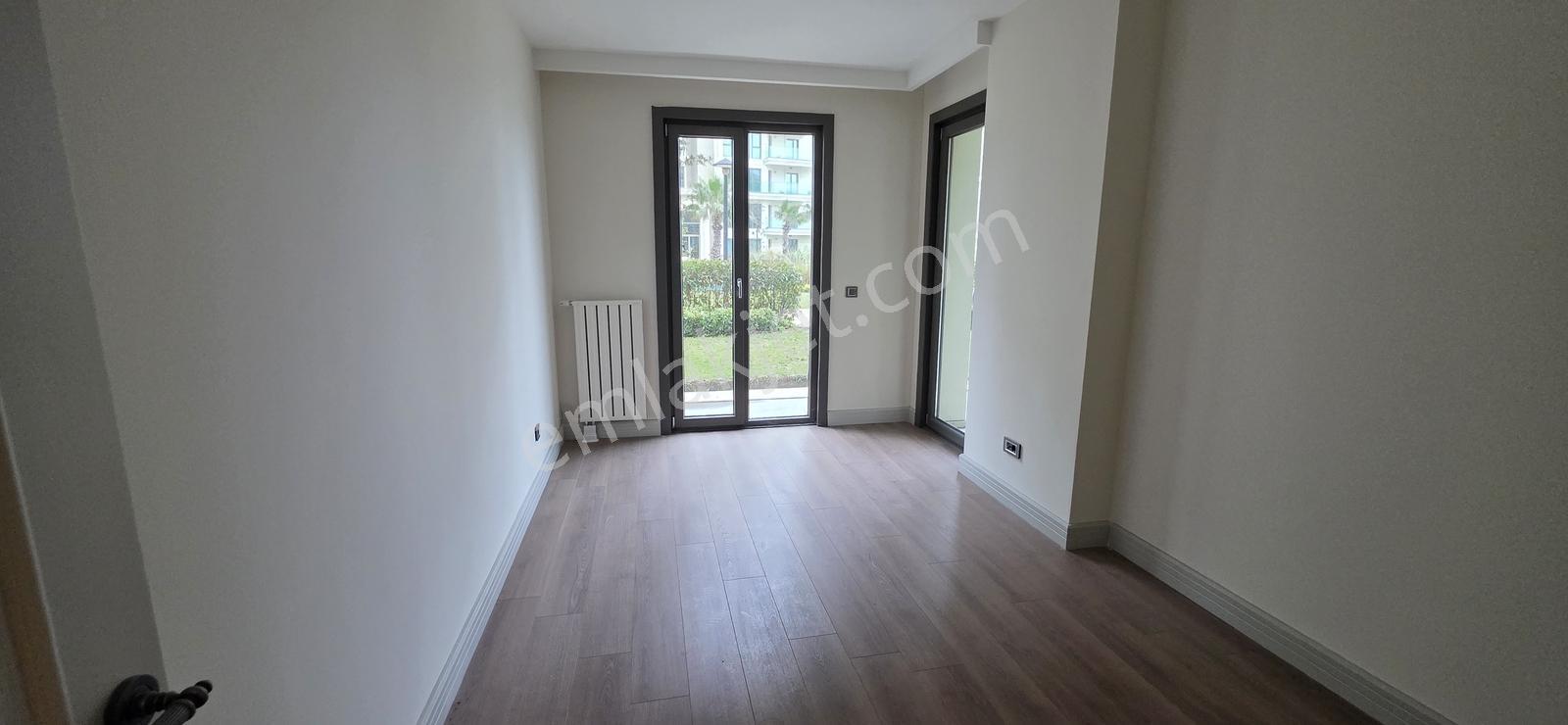 Beylikdüzü Deniz İstanbul Marina Evleri 2,5+1 Bahçe Kullanımlı — fotoğraf 8