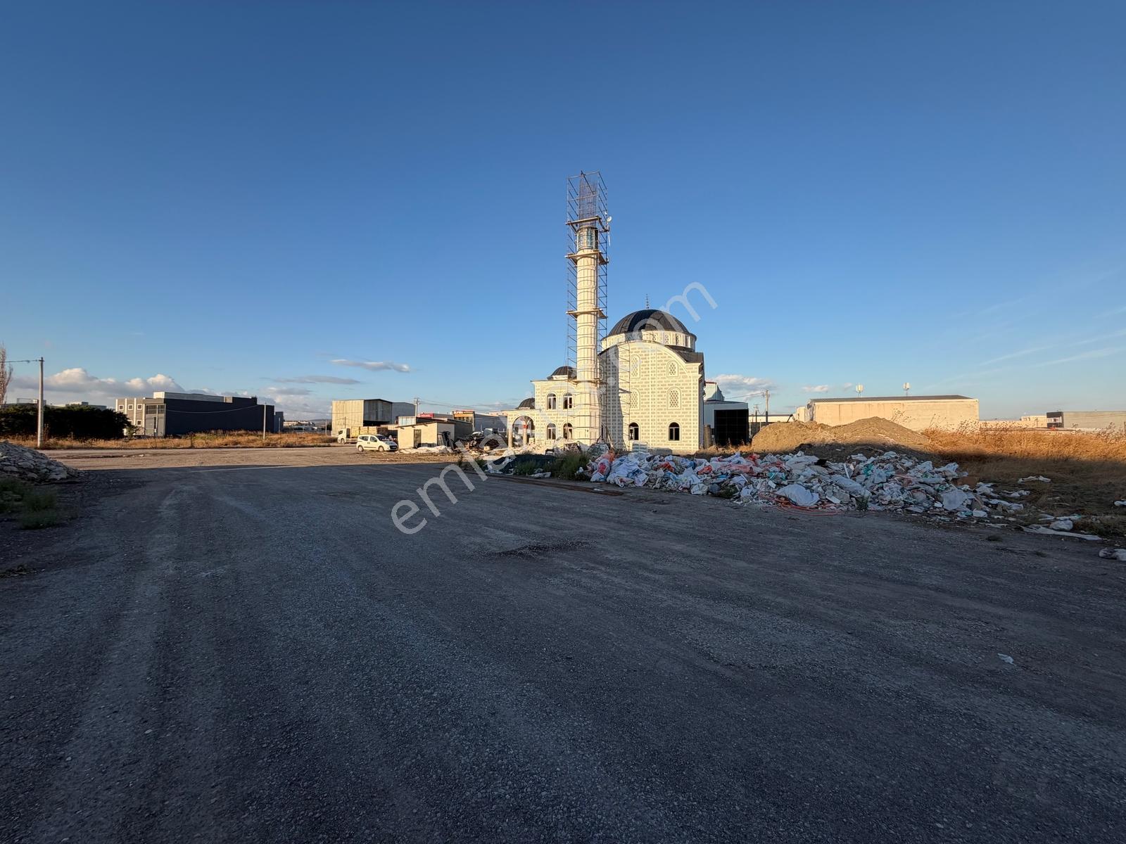 Karesi Paşaalanı Mah. Ticari İmarlı 453 M² Harika Konumlu Arsa — fotoğraf 2