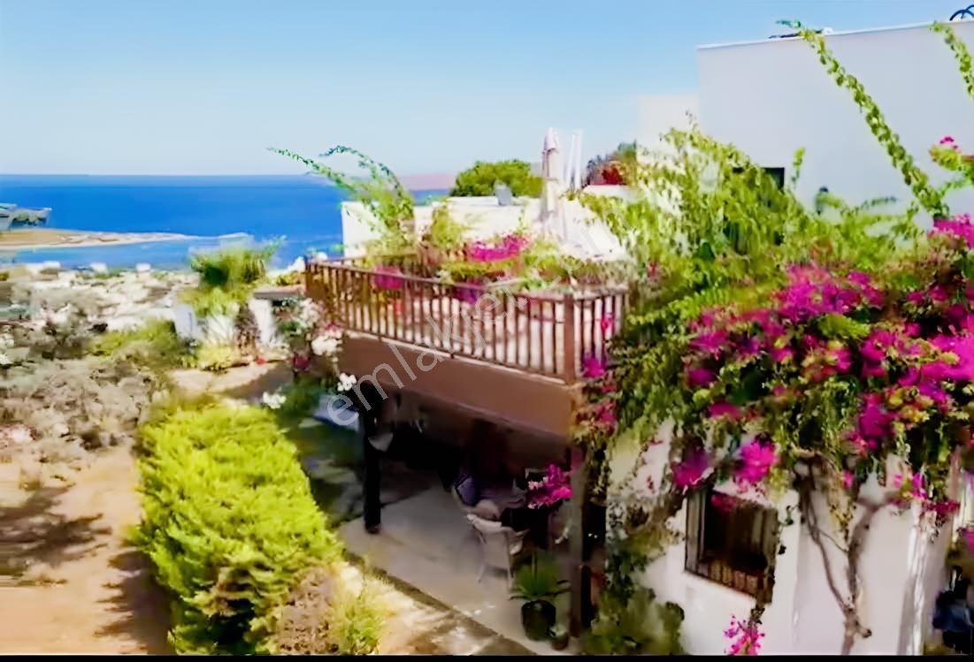 Gümüşlük Yalıkavak Manzaralı Bahçeli Köşe Villa — fotoğraf 2