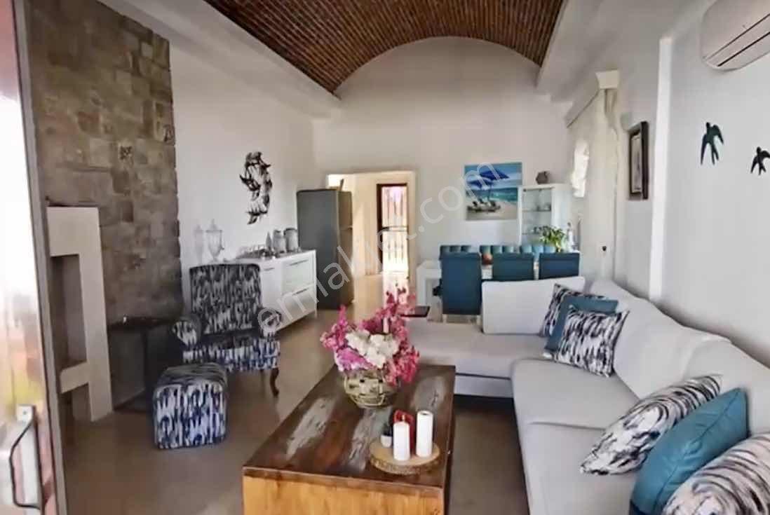 Gümüşlük Yalıkavak Manzaralı Bahçeli Köşe Villa — fotoğraf 8