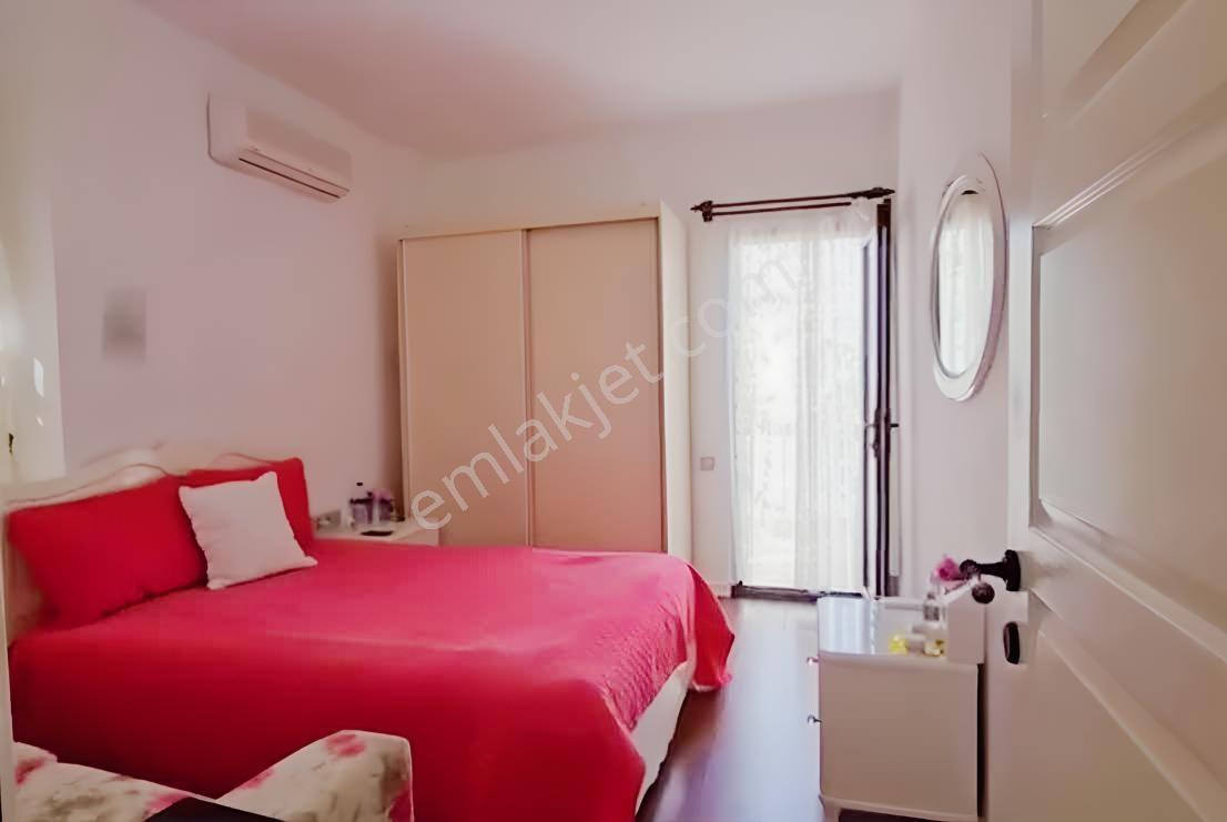 Gümüşlük Yalıkavak Manzaralı Bahçeli Köşe Villa — fotoğraf 13