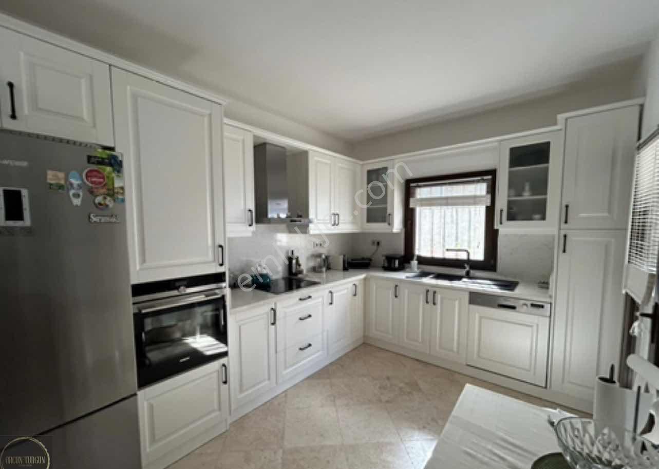 Gümüşlük Yalıkavak Manzaralı Bahçeli Köşe Villa — fotoğraf 23