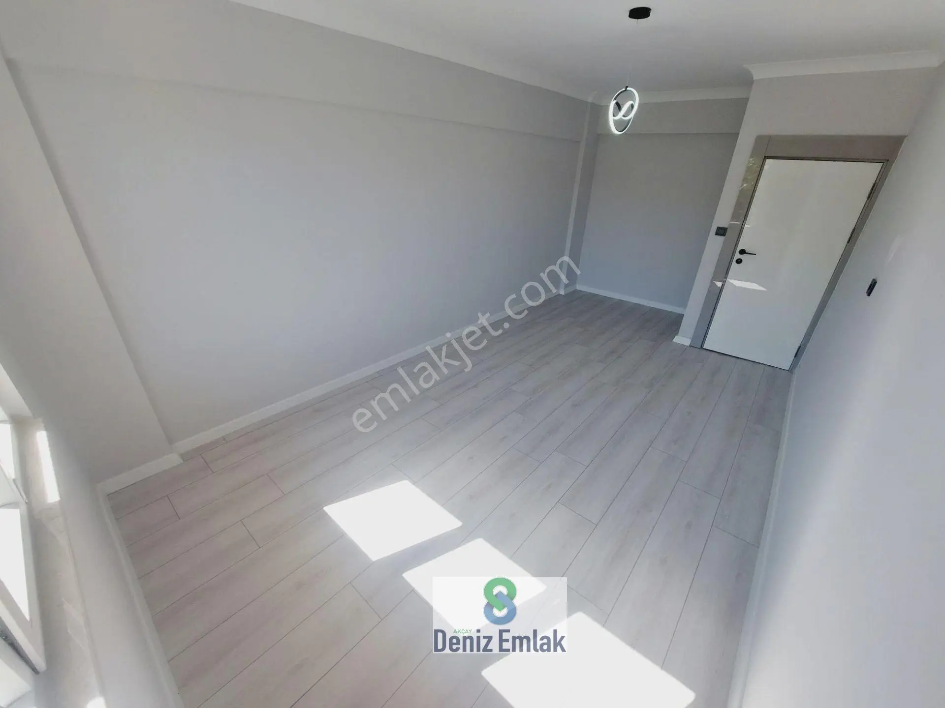 ∞ Denizden ∞ Akçay İkizçay'da Satılık Geniş Balkonlu 2+1 — fotoğraf 11