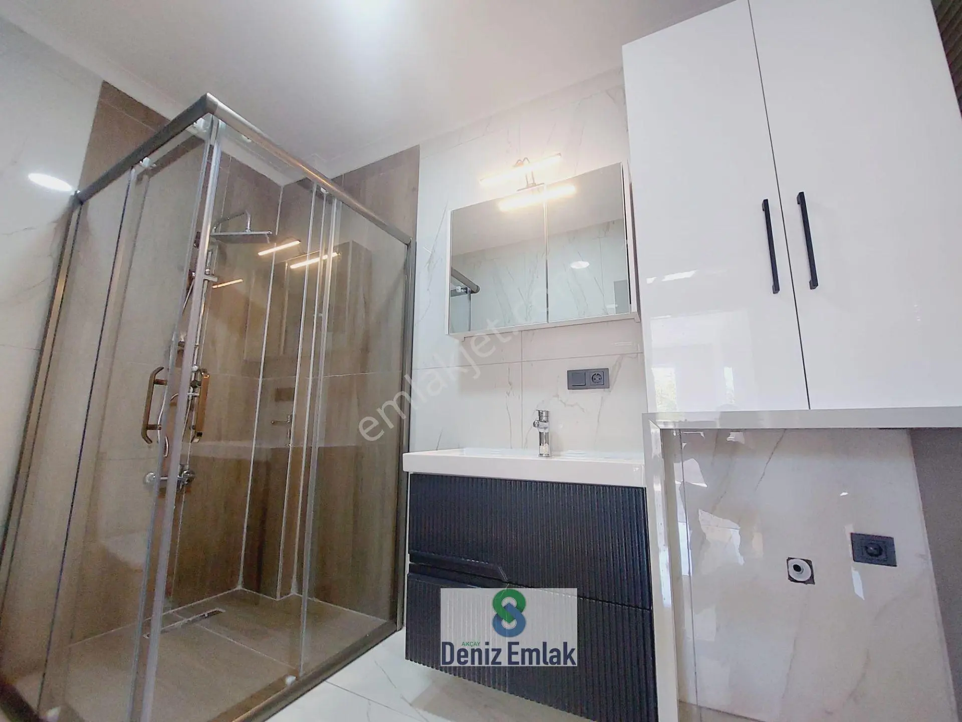 ∞ Denizden ∞ Akçay İkizçay'da Satılık Geniş Balkonlu 2+1 — fotoğraf 12