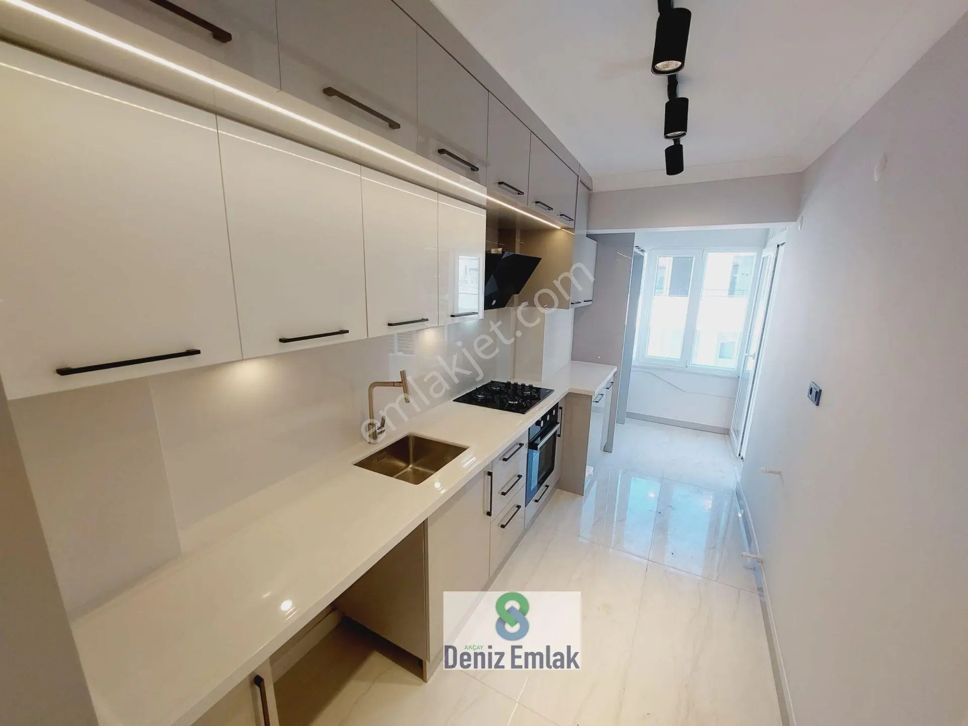 ∞ Denizden ∞ Akçay İkizçay'da Satılık Geniş Balkonlu 2+1 — fotoğraf 13