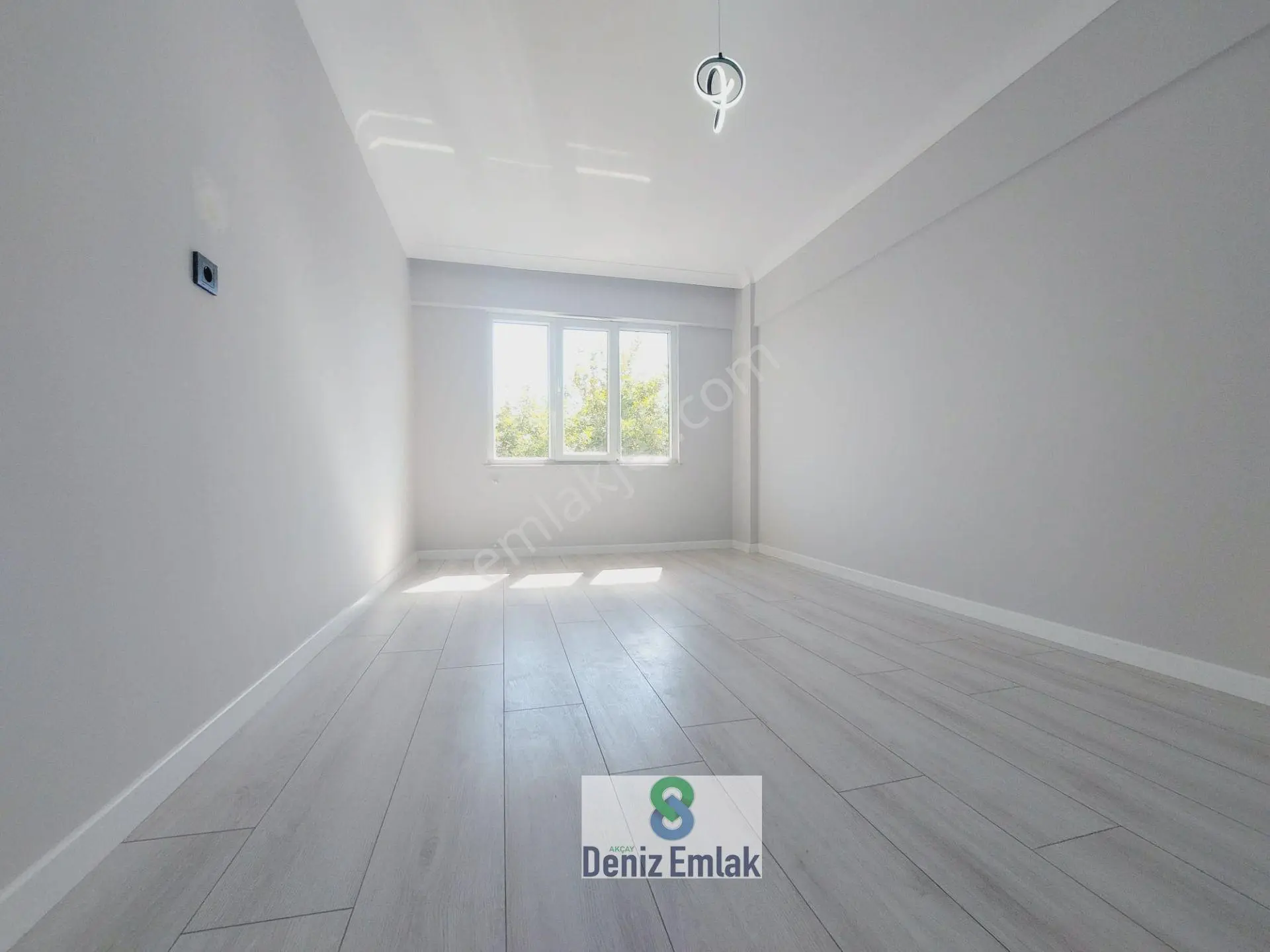∞ Denizden ∞ Akçay İkizçay'da Satılık Geniş Balkonlu 2+1 — fotoğraf 15