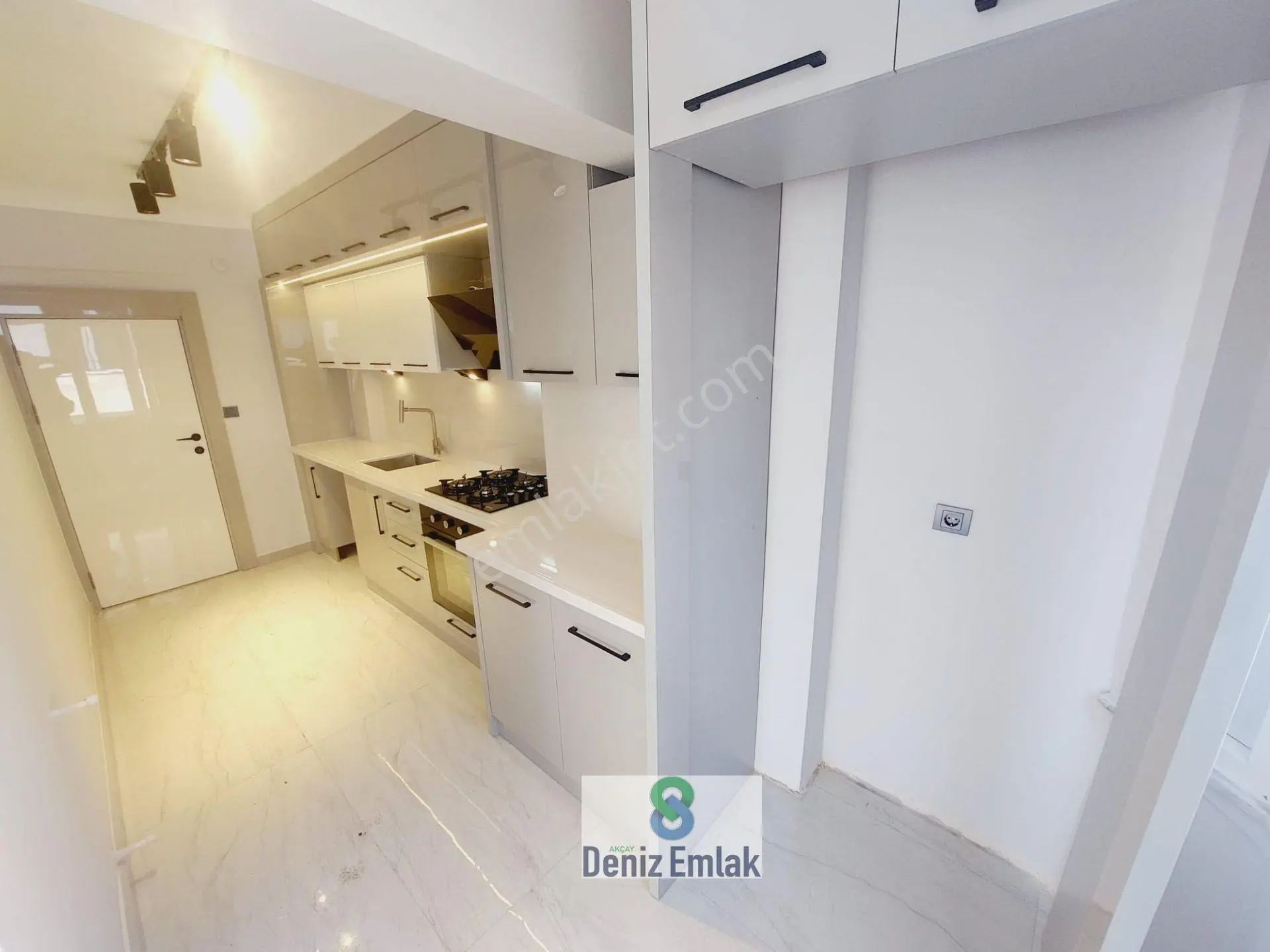 ∞ Denizden ∞ Akçay İkizçay'da Satılık Geniş Balkonlu 2+1 — fotoğraf 19