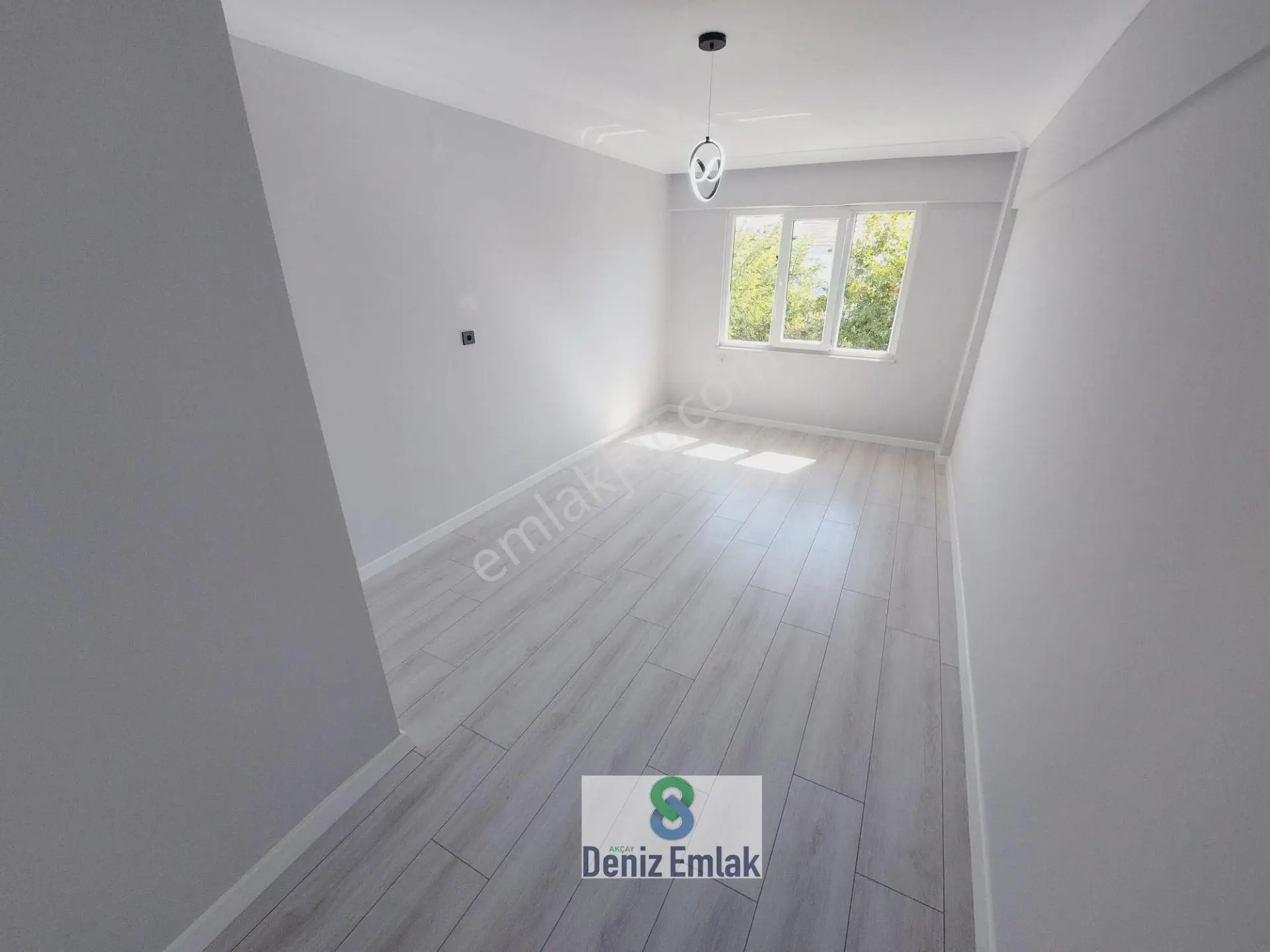∞ Denizden ∞ Akçay İkizçay'da Satılık Geniş Balkonlu 2+1 — fotoğraf 27