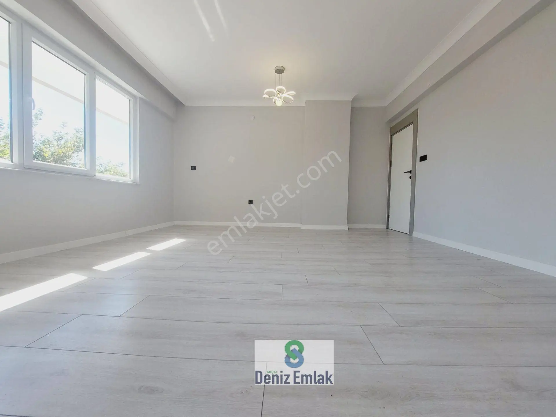 ∞ Denizden ∞ Akçay İkizçay'da Satılık Geniş Balkonlu 2+1 — fotoğraf 31