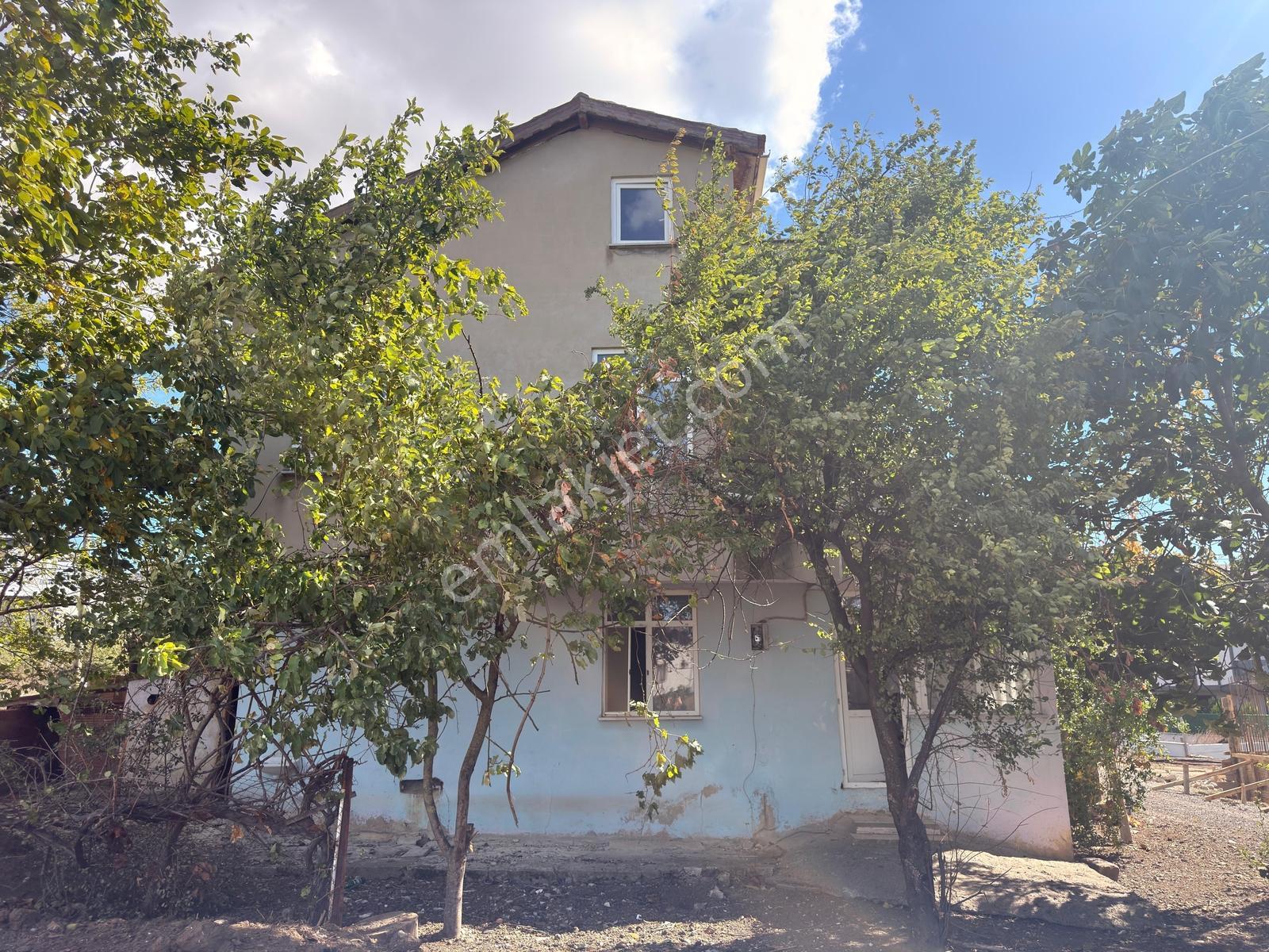 Marmara Ereğlisi Yeniçiftlikte Merkezi Konumda 4+1 Villa — fotoğraf 3