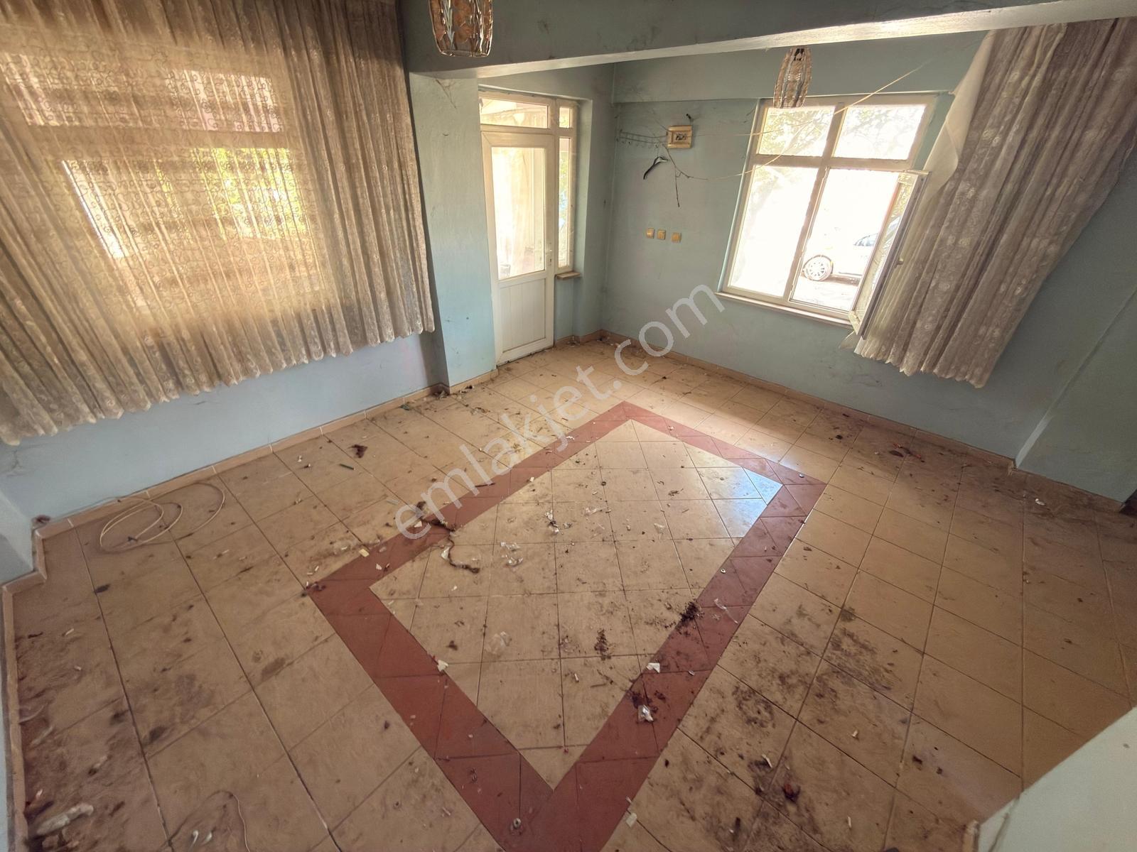 Marmara Ereğlisi Yeniçiftlikte Merkezi Konumda 4+1 Villa — fotoğraf 13