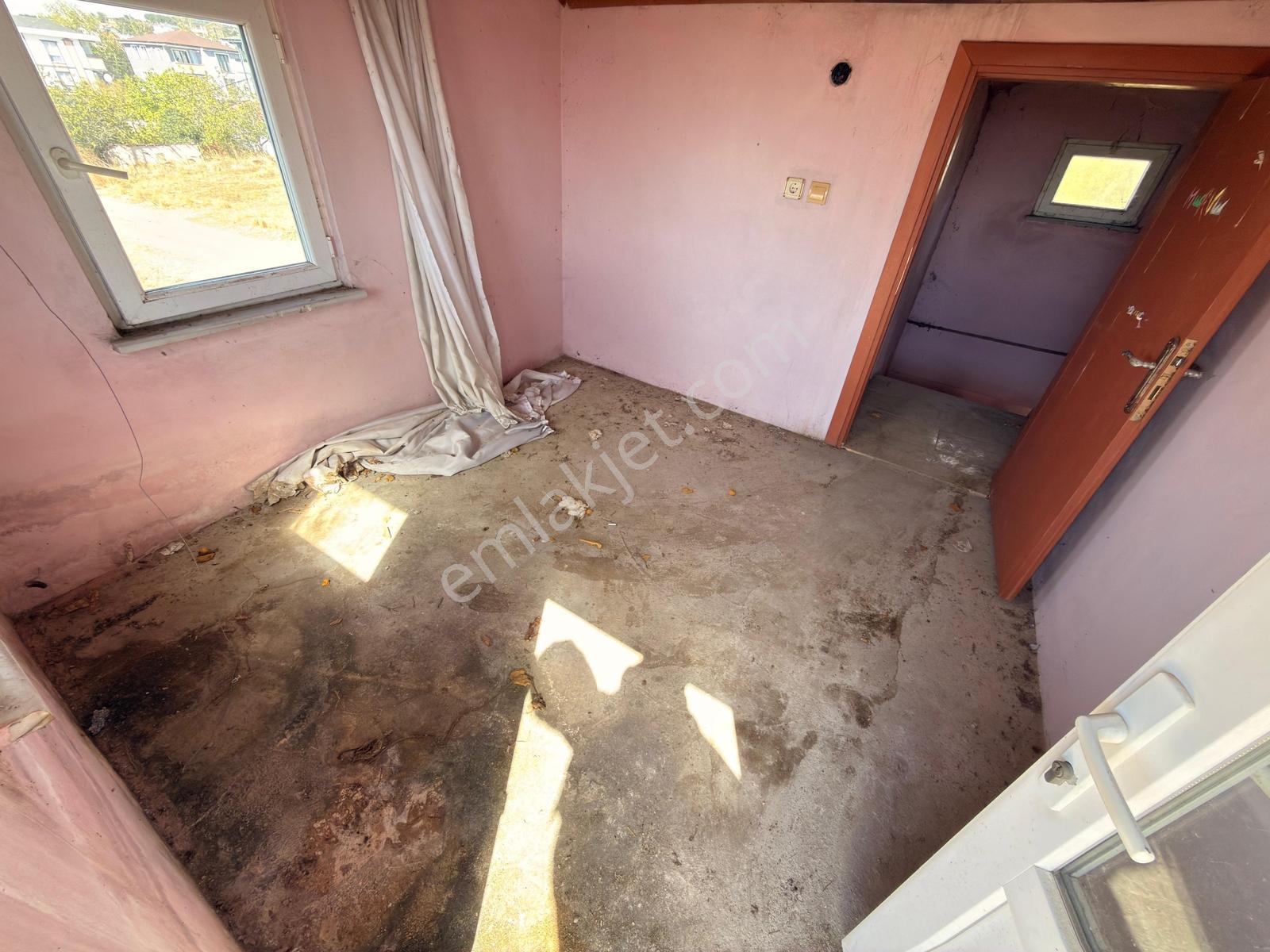 Marmara Ereğlisi Yeniçiftlikte Merkezi Konumda 4+1 Villa — fotoğraf 17
