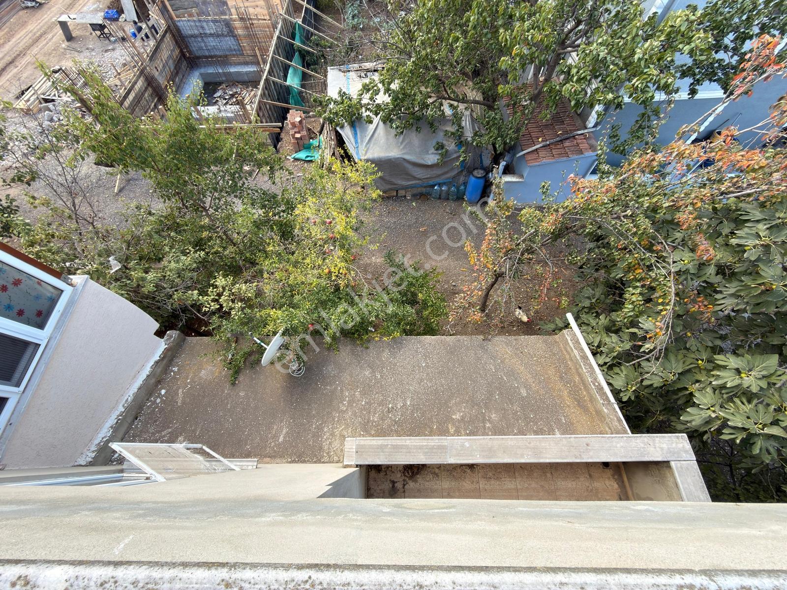 Marmara Ereğlisi Yeniçiftlikte Merkezi Konumda 4+1 Villa — fotoğraf 18