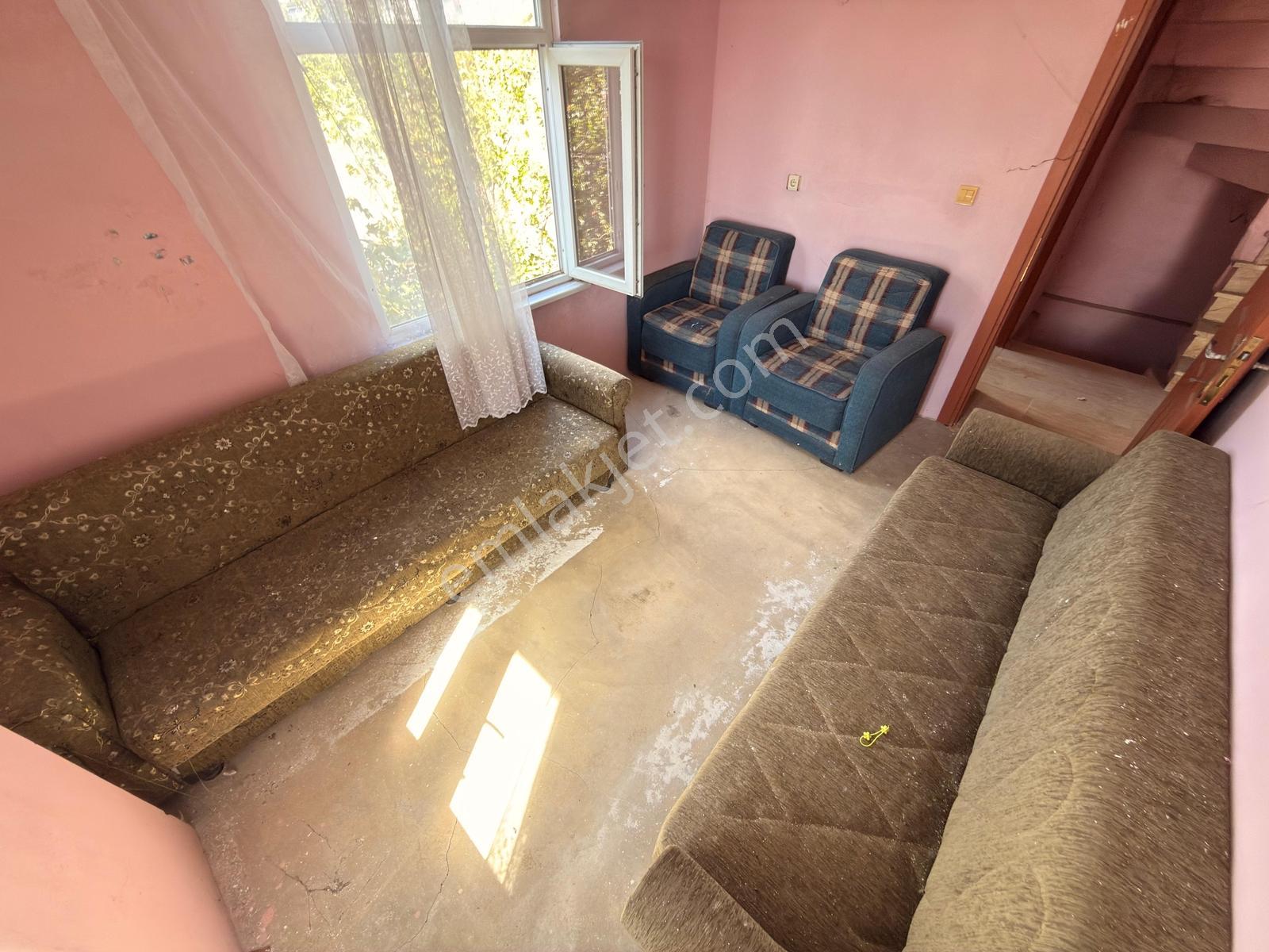 Marmara Ereğlisi Yeniçiftlikte Merkezi Konumda 4+1 Villa — fotoğraf 19