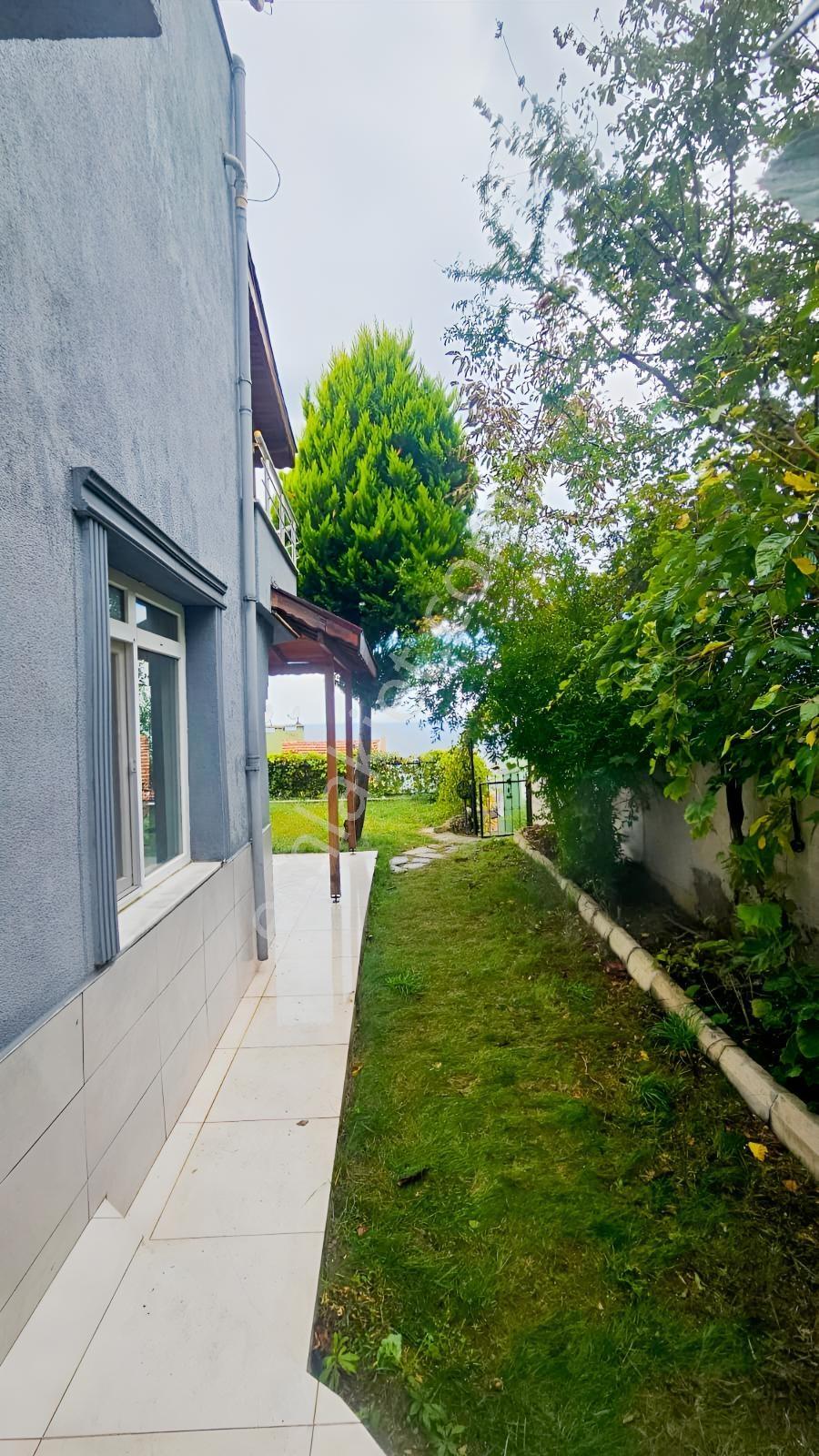 Yalova Çınarcık Esenköy'de Deniz Manzaralı Villa 5+1 Acil Satılı — fotoğraf 14