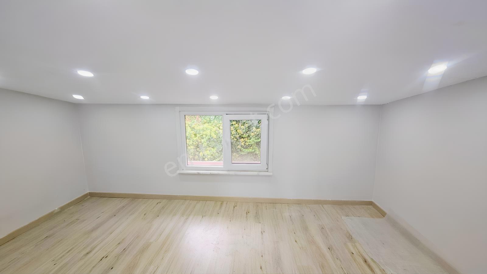 Yalova Çınarcık Esenköy'de Deniz Manzaralı Villa 5+1 Acil Satılı — fotoğraf 21