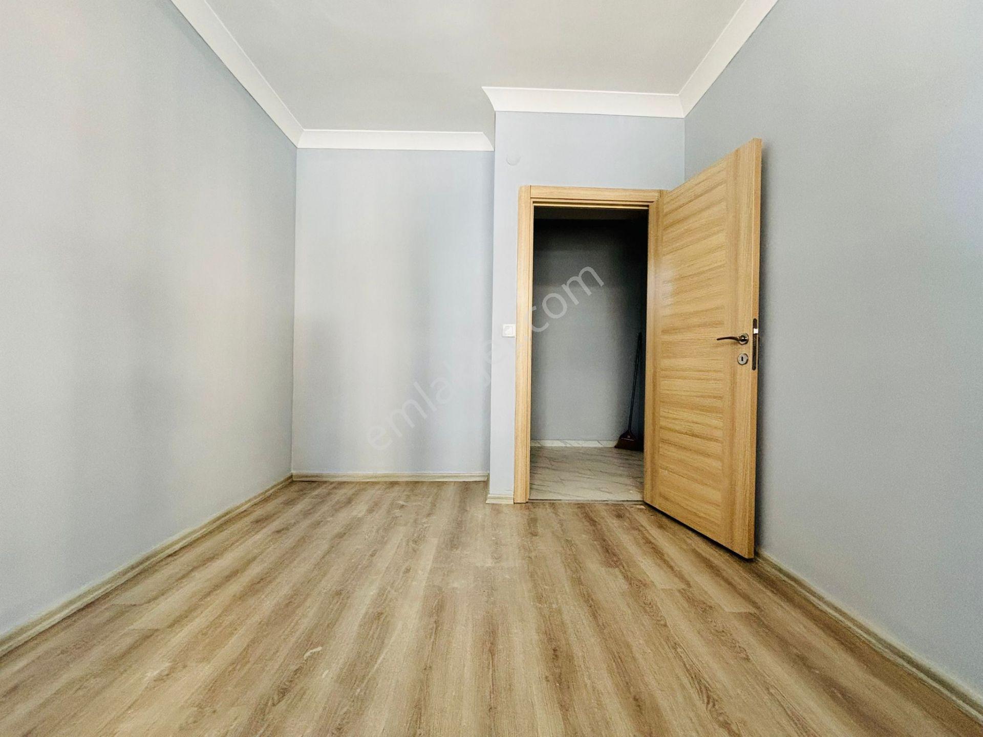 Mertcan'dan Fatih Mah. 3+1 Yakacık Cad. Yakın Ters Dubleks — fotoğraf 10