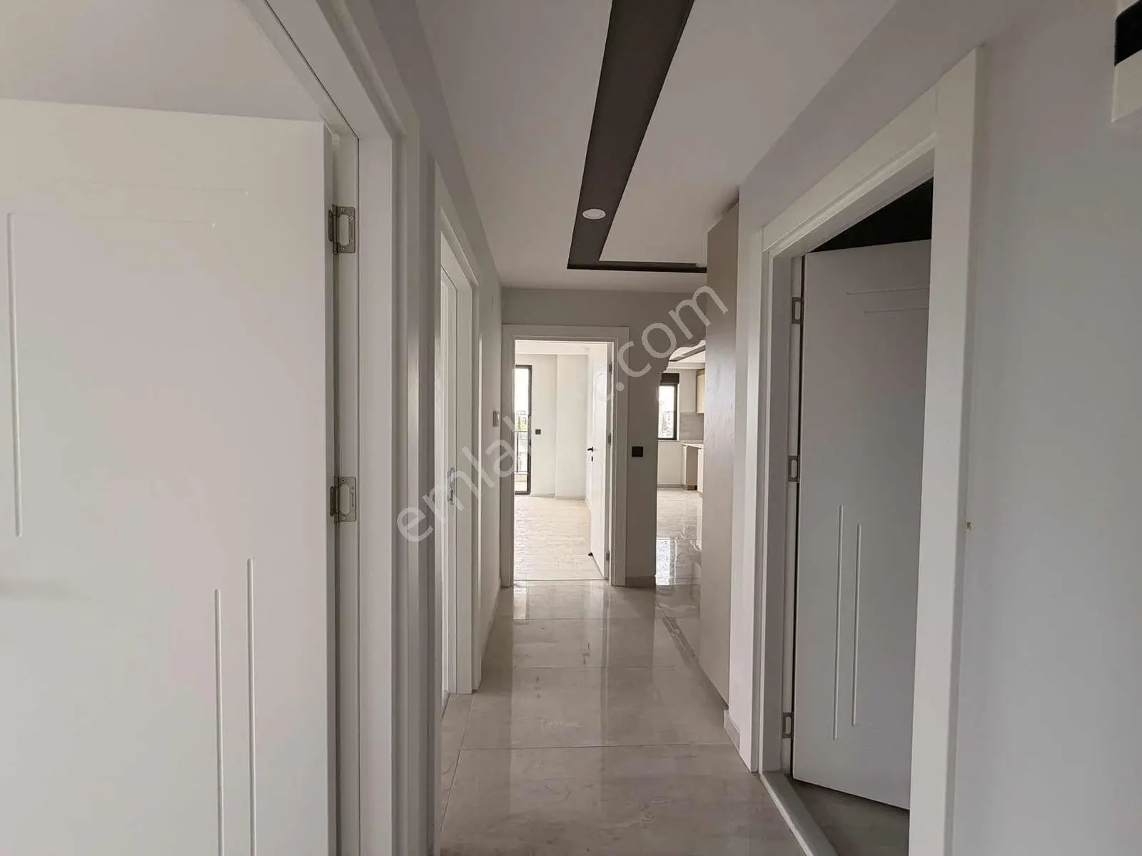 Havuzlu Açık Otoparklı Lüks Site İçi 2+1 Ayrı Mıutfak — fotoğraf 11