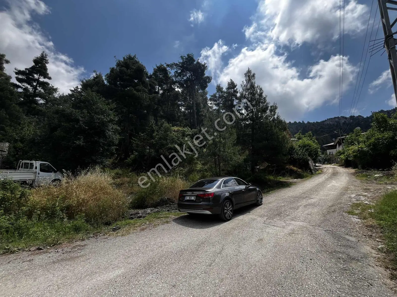 Yeniköyde Köy İçi İmarlı Arazi 455 M2 — fotoğraf 4