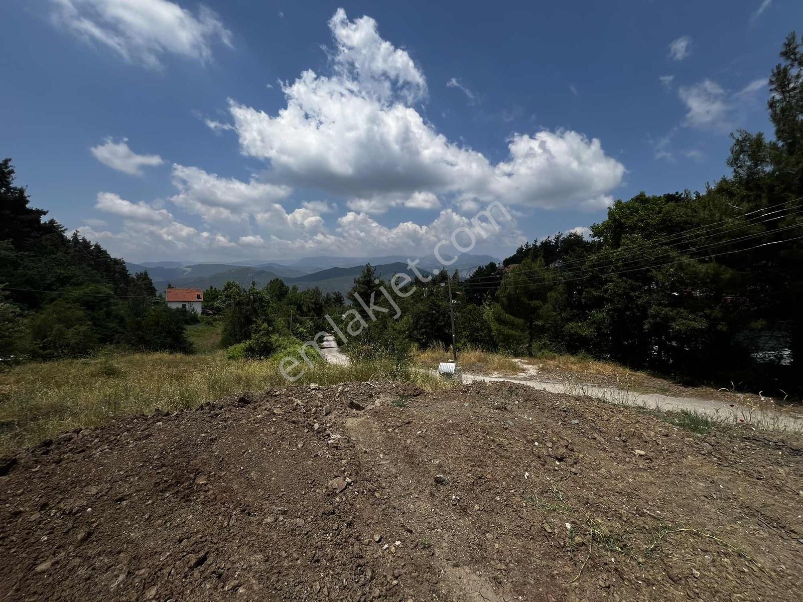 Yeniköyde Köy İçi İmarlı Arazi 455 M2 — fotoğraf 8