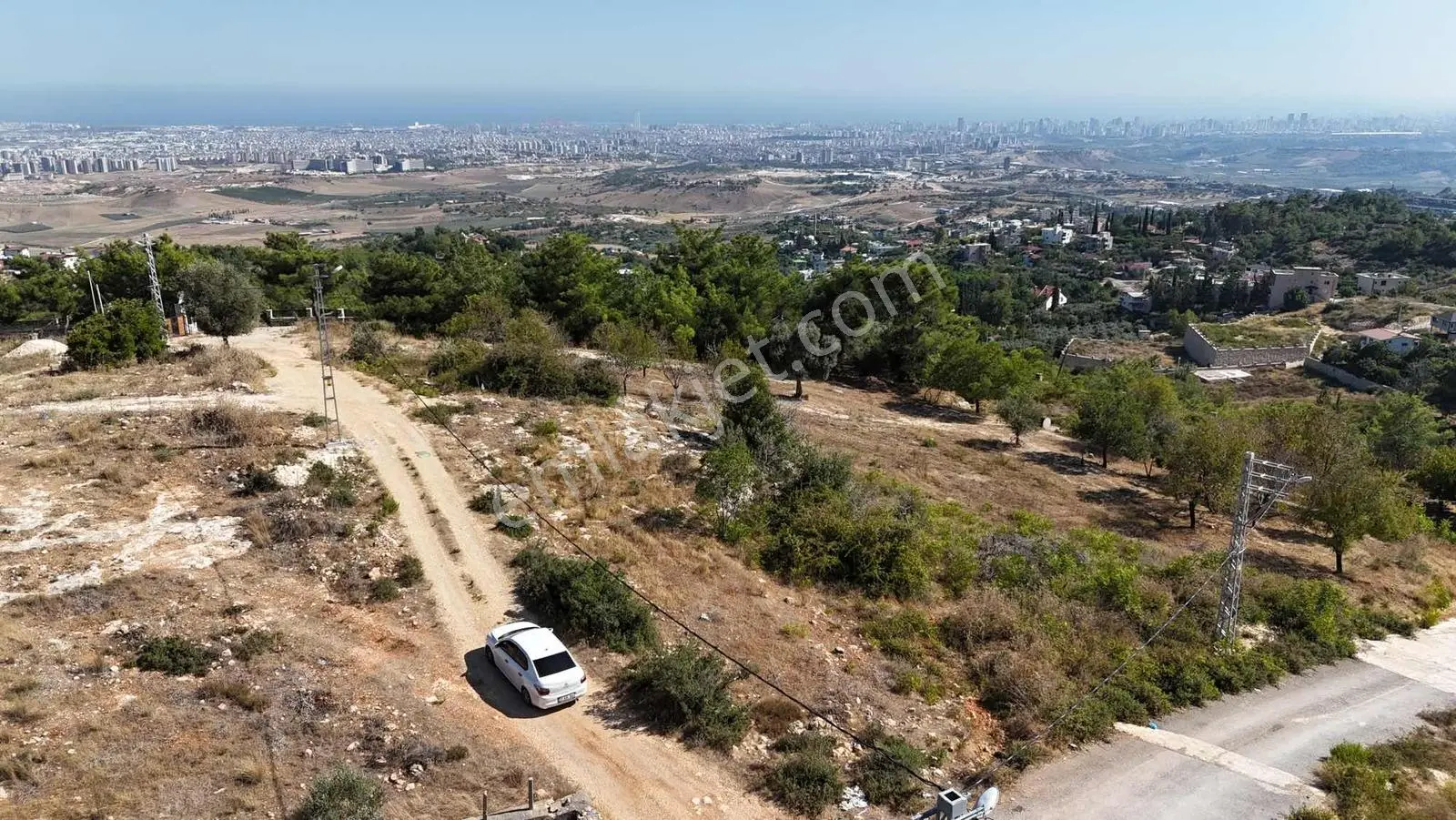 Mersin Toroslar Bulukluda Deniz & Şehir Manzaralı 600 M² Arsa