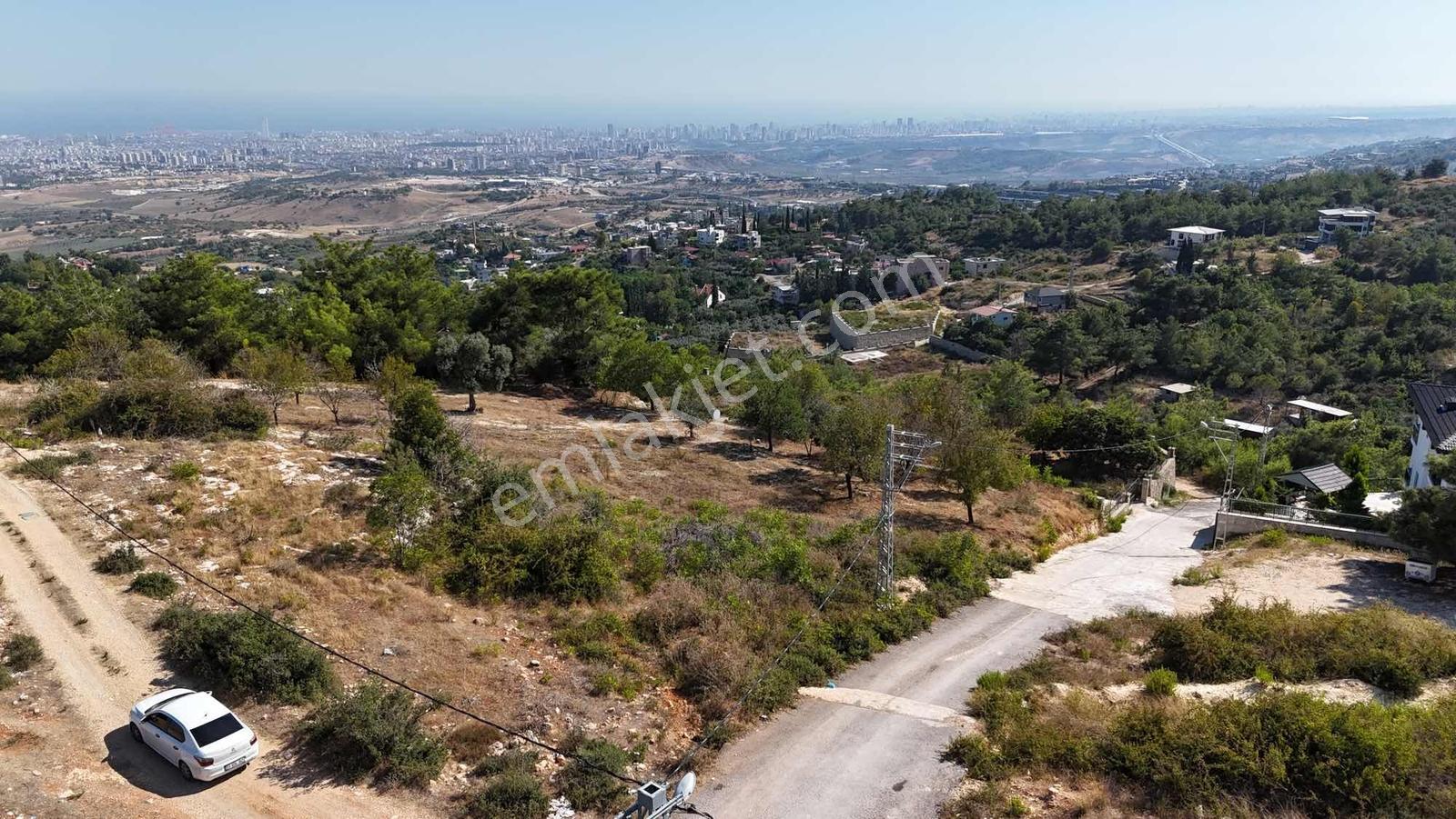 Mersin Toroslar Bulukluda Deniz & Şehir Manzaralı 600 M² Arsa — fotoğraf 3