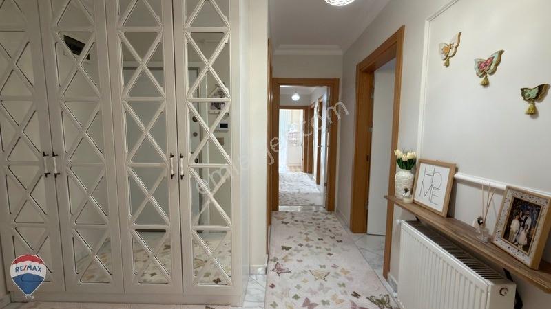 Remax Mavi'den Ünbay Vadipark'ta Satılık Bahçeli 3+1 Daire — fotoğraf 4