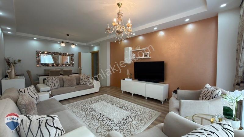 Remax Mavi'den Ünbay Vadipark'ta Satılık Bahçeli 3+1 Daire — fotoğraf 8
