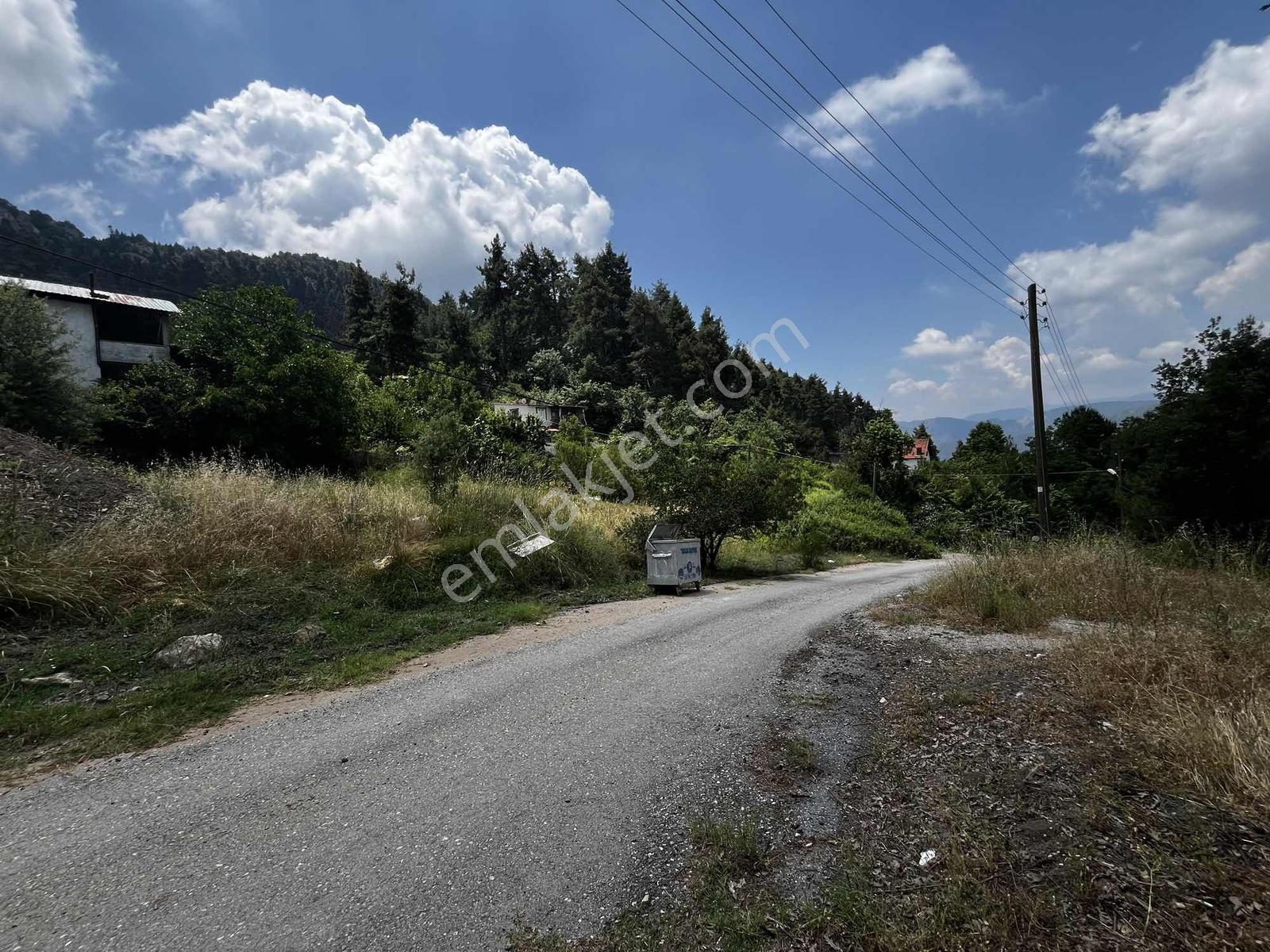 Yeniköyde Yüksek Lokasyonda Uygun 673 M2 Arsa — fotoğraf 4