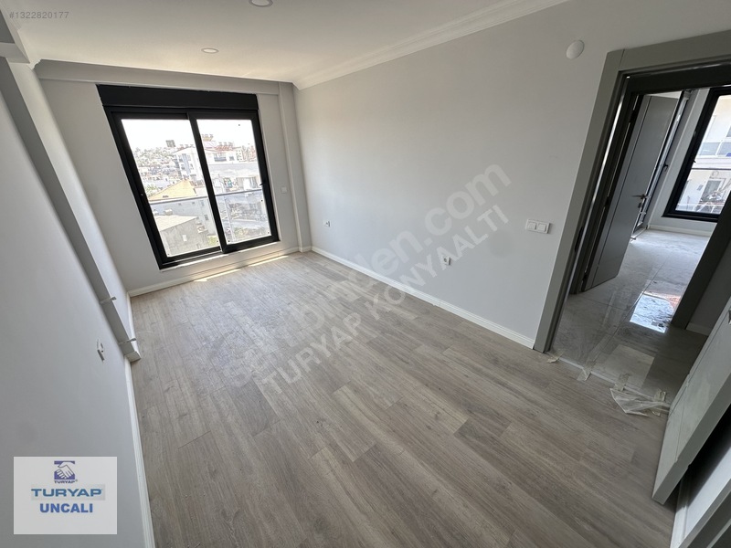 Serik Yeni Mah.sıfır Daire İskanlı 2+1 Ayrı Mutfak 2 Banyo/wc — fotoğraf 9