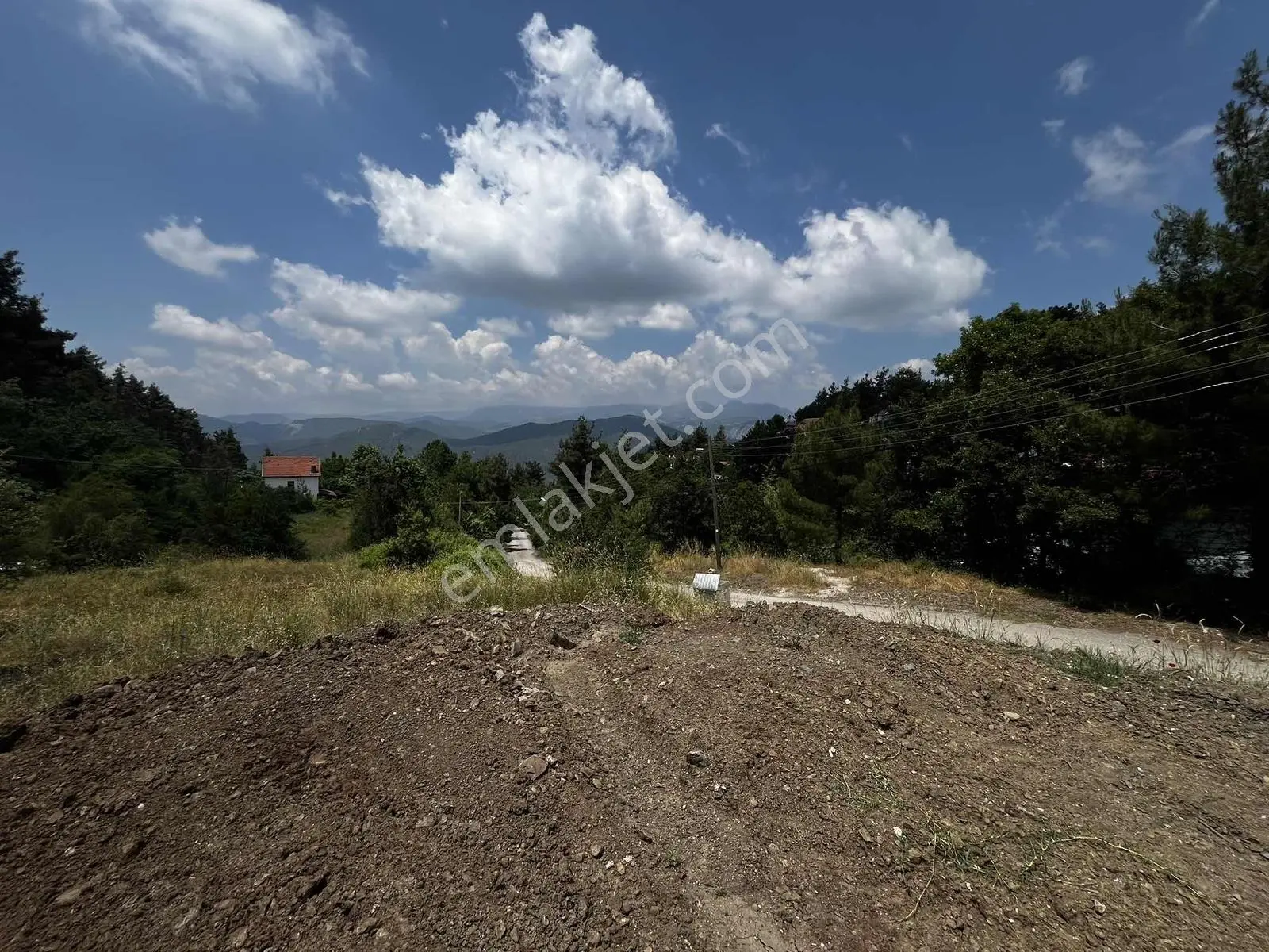 Toroslar Yeniköy Yaylasının En Güzel Lokasyonunda Arsa 1.466 M2