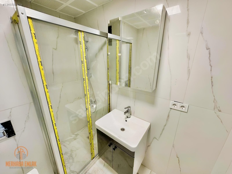 Avcılar Firuzköy'de Süper Otoparklı Sıfır 2+1 Kiralık Daire — fotoğraf 17